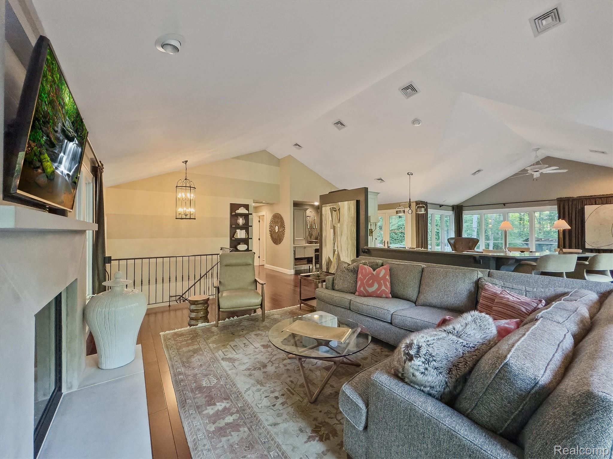 5484 Waldon Road