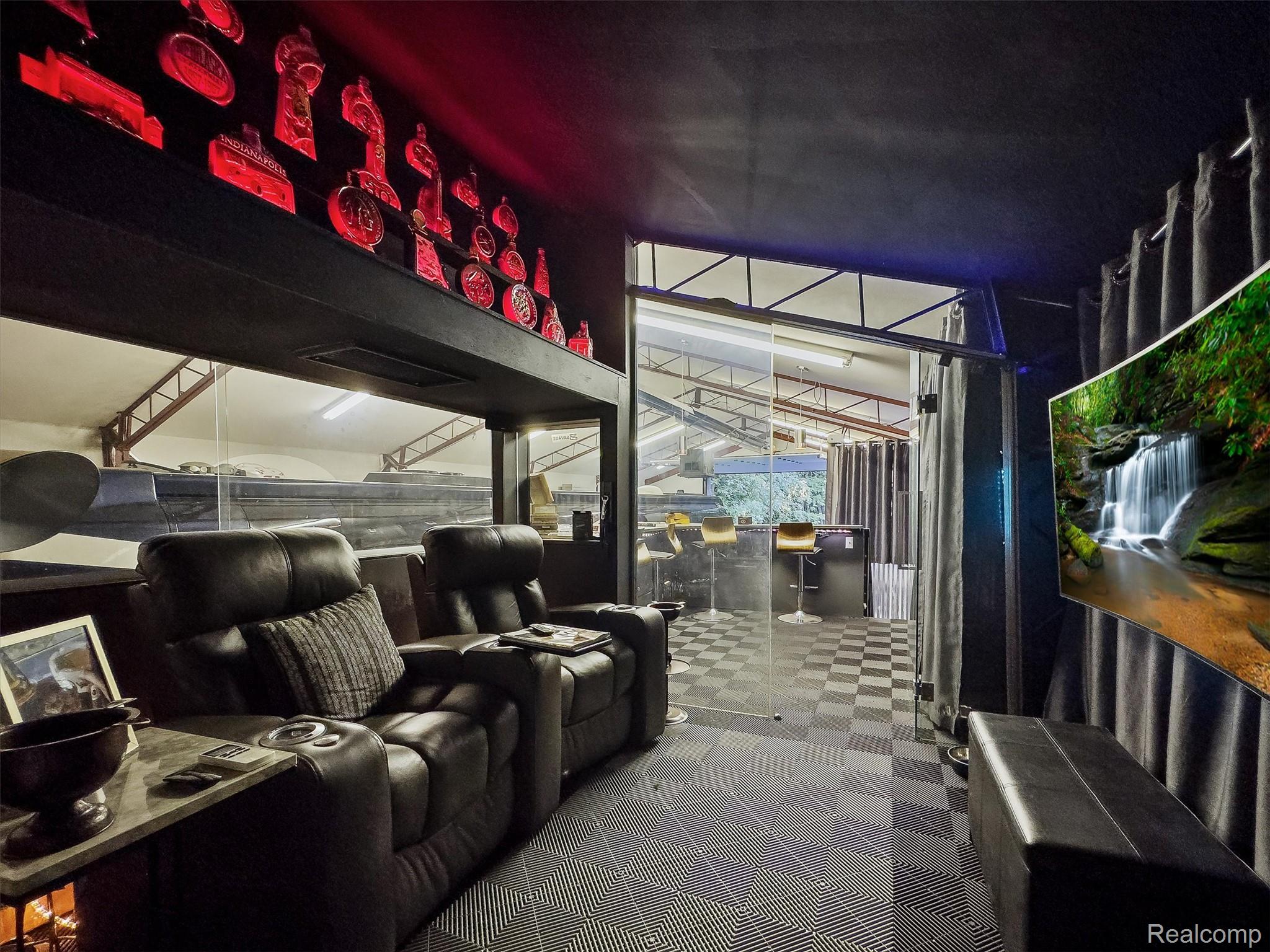 5484 Waldon Road