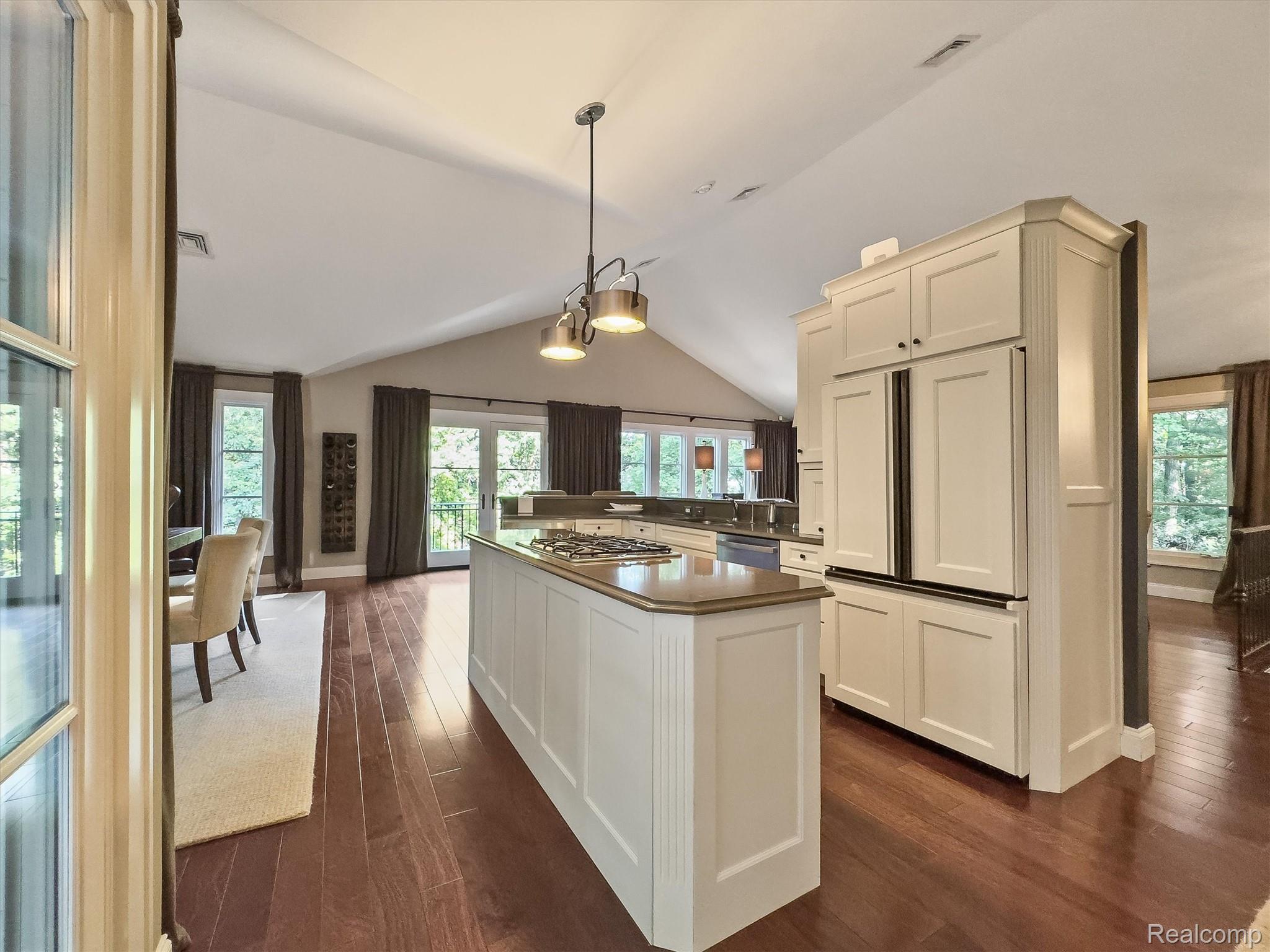 5484 Waldon Road
