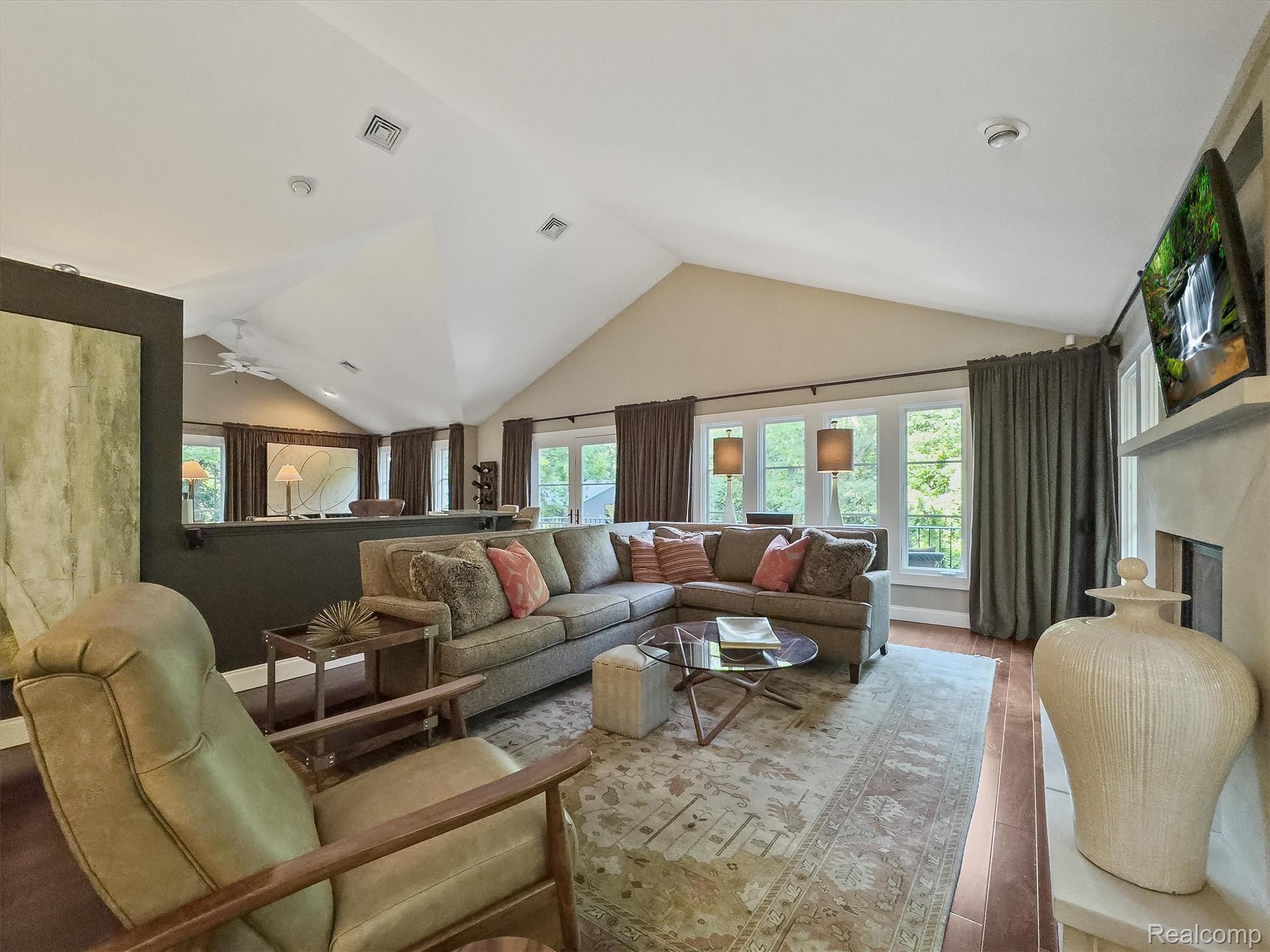 5484 Waldon Road
