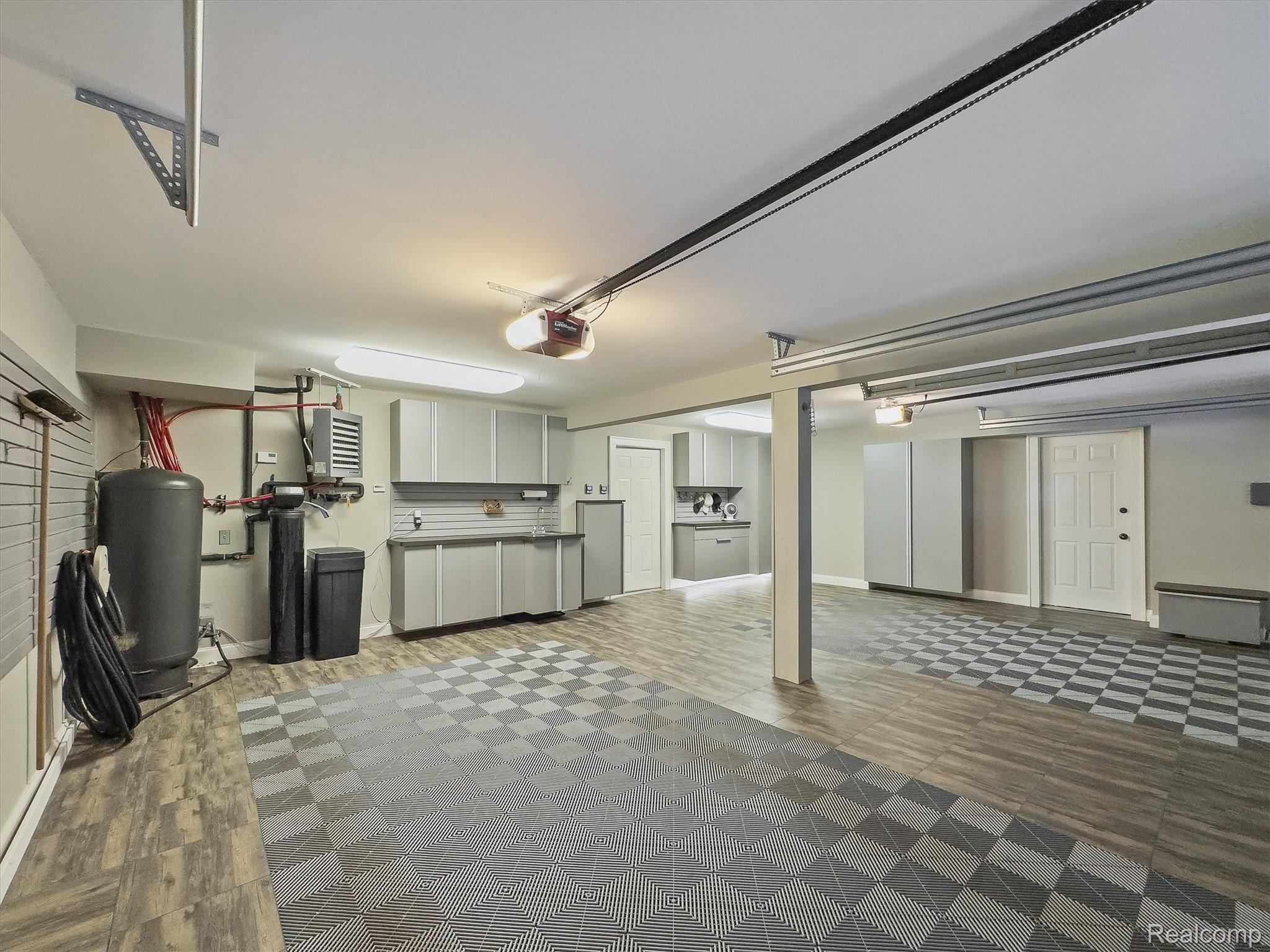 5484 Waldon Road