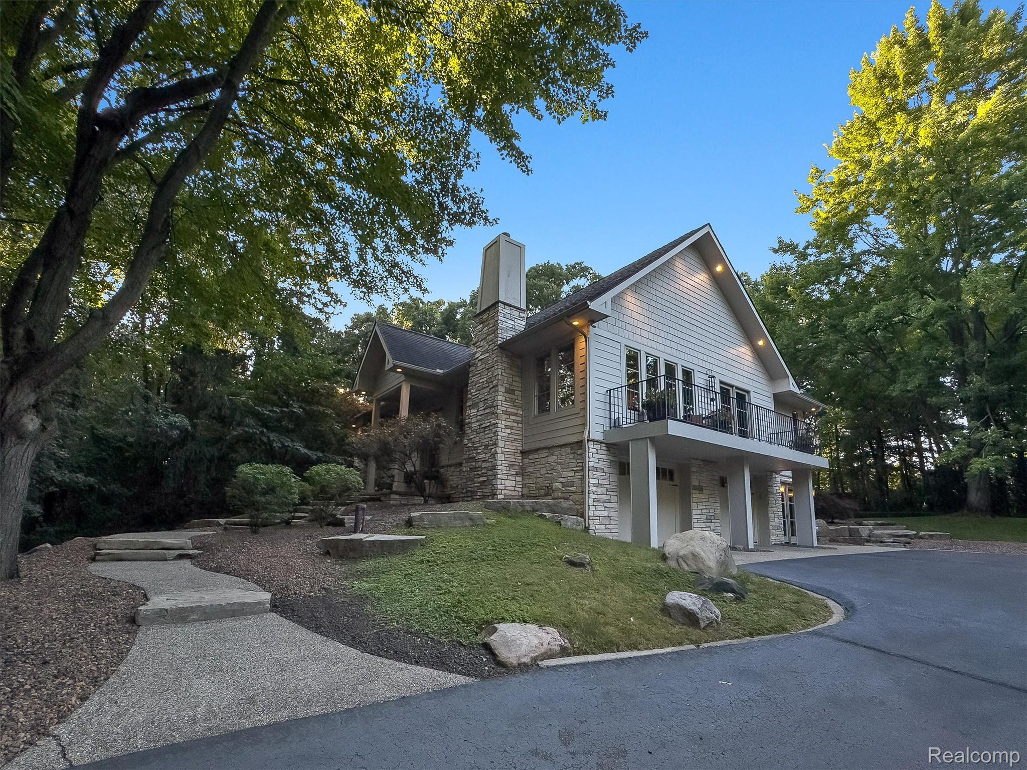 5484 Waldon Road