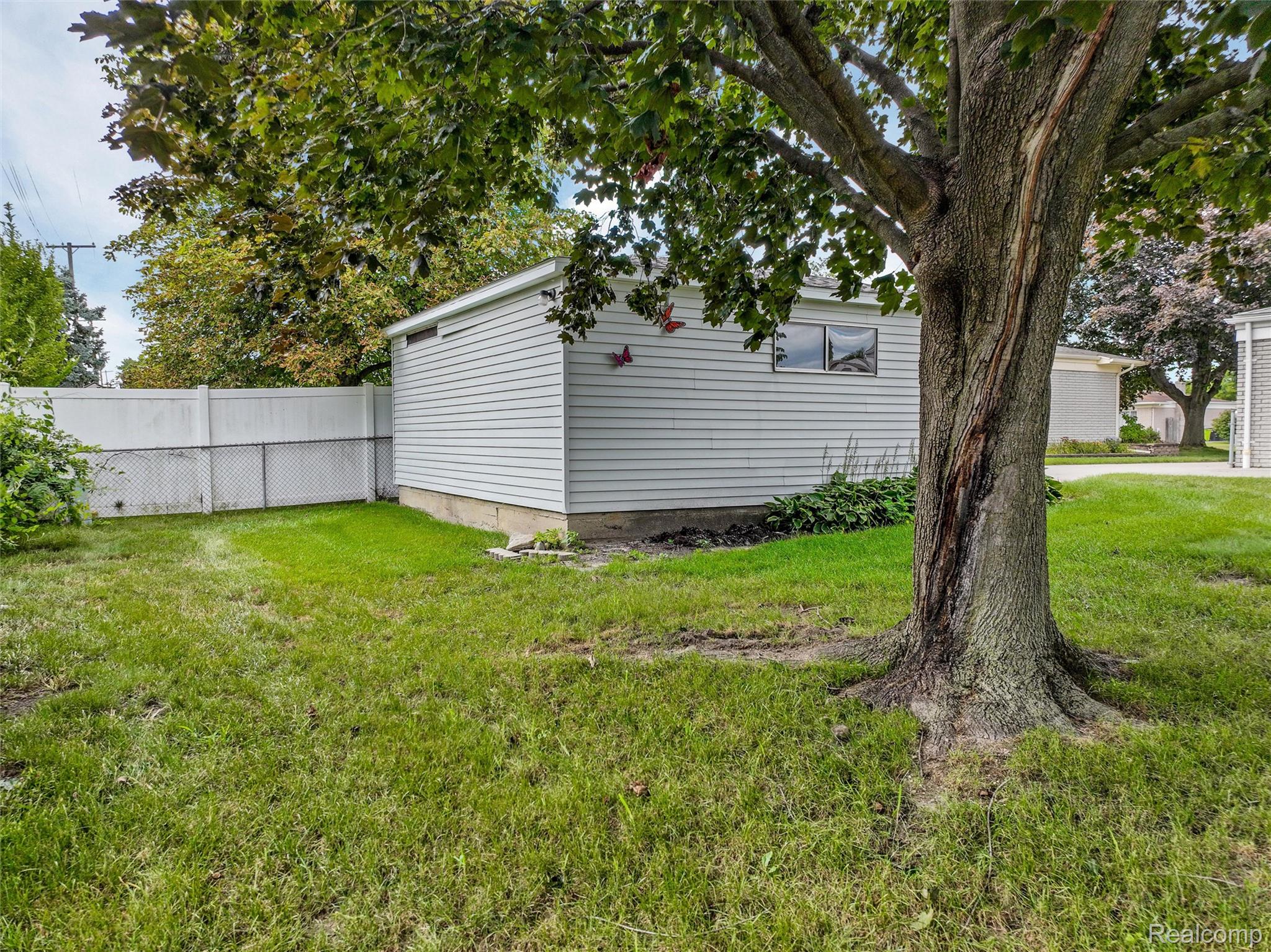 12146 Ontario Drive