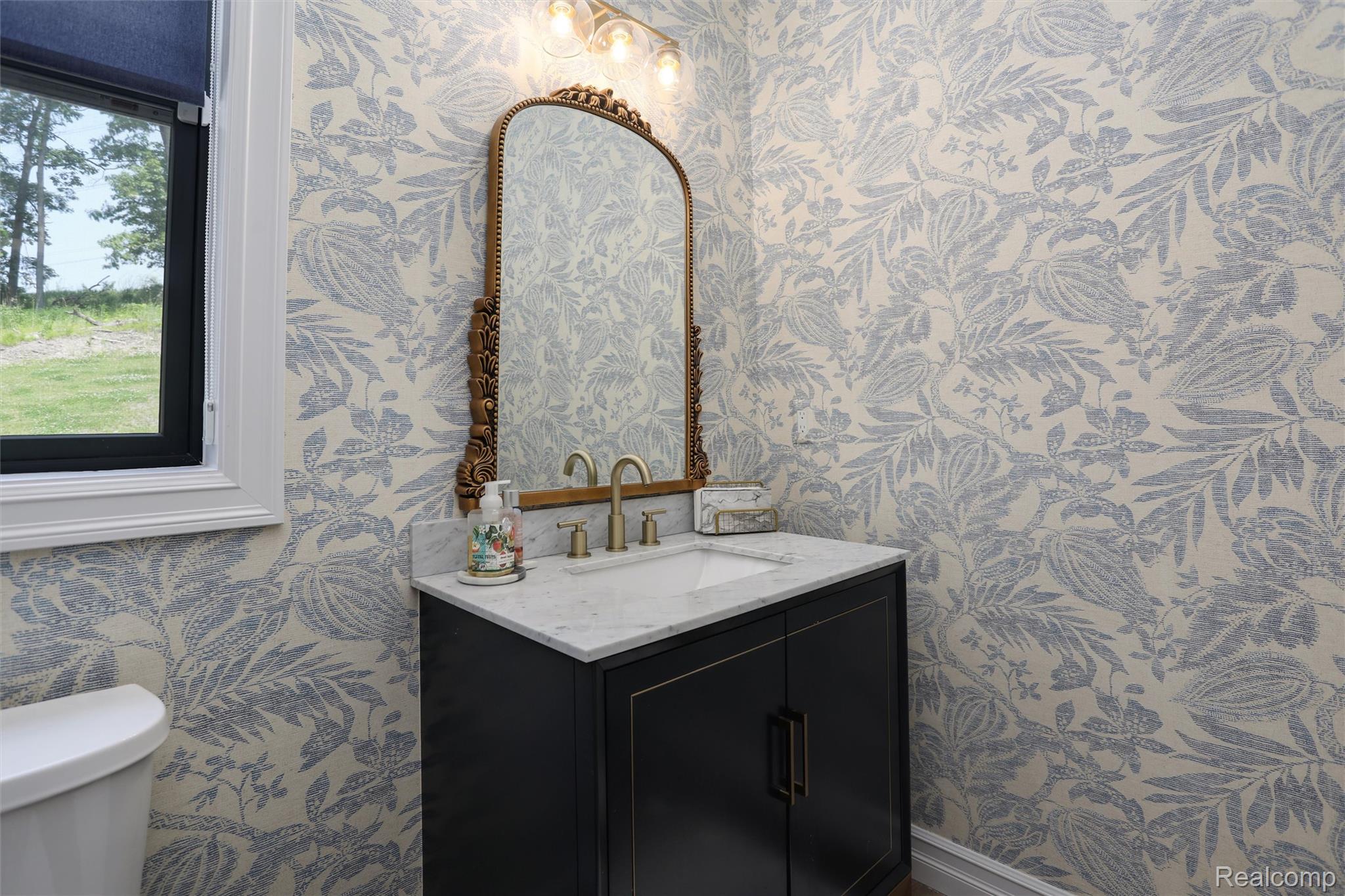 2584 Heights View Court