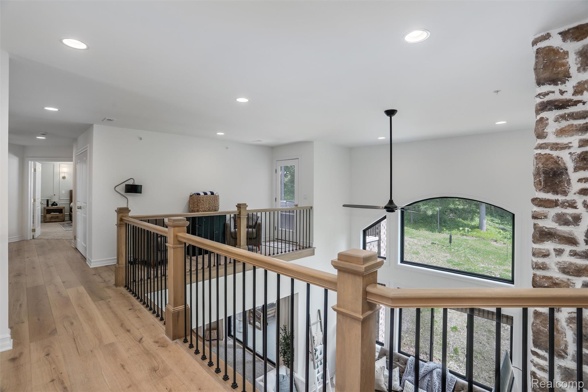 2584 Heights View Court