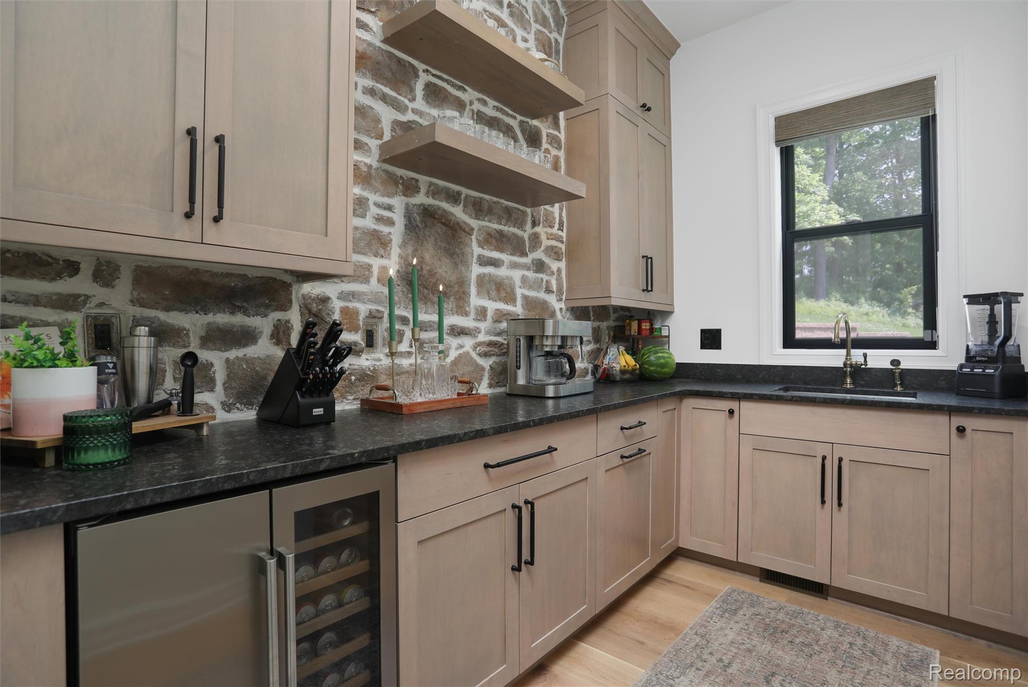 2584 Heights View Court