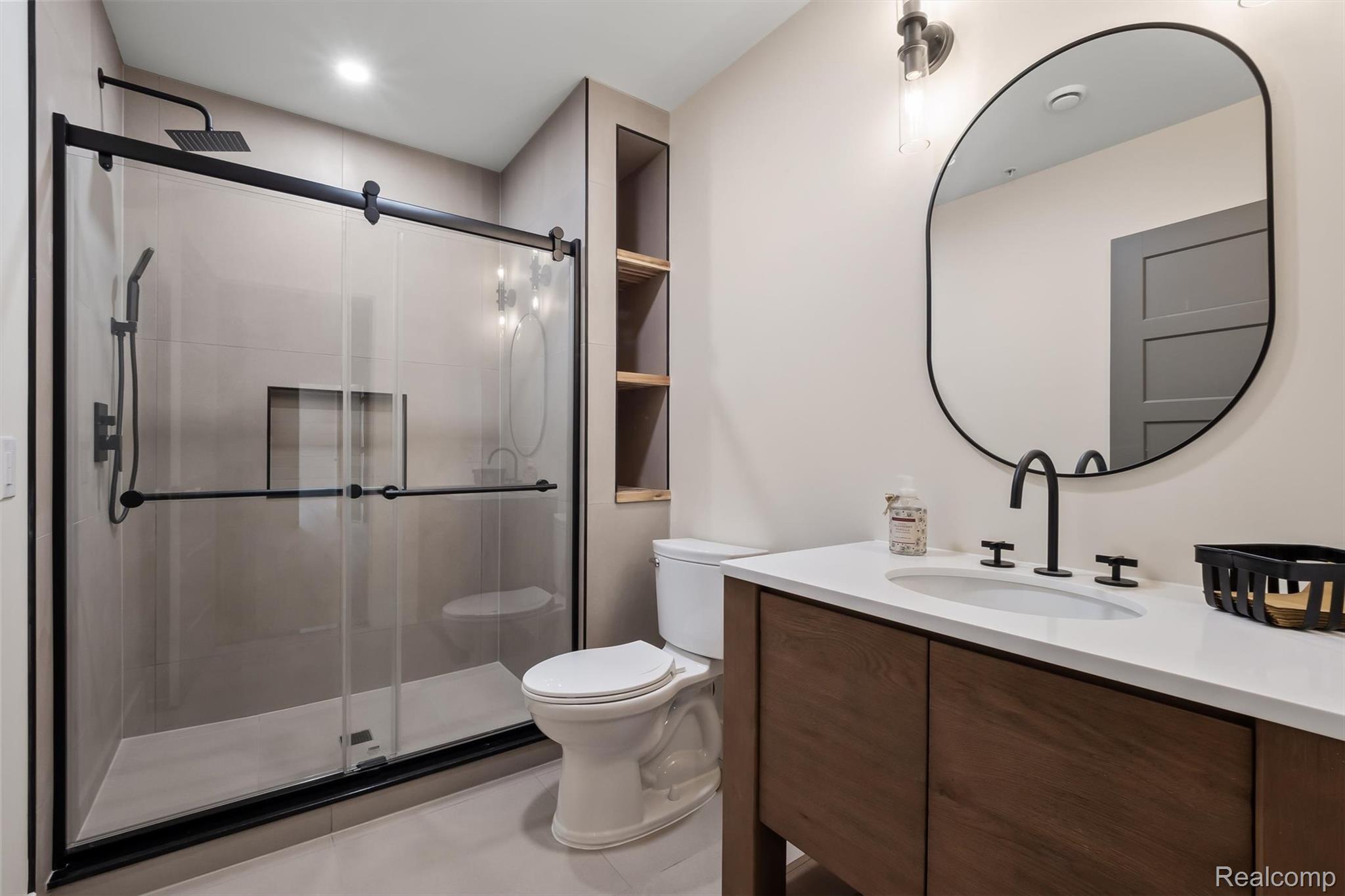 2584 Heights View Court
