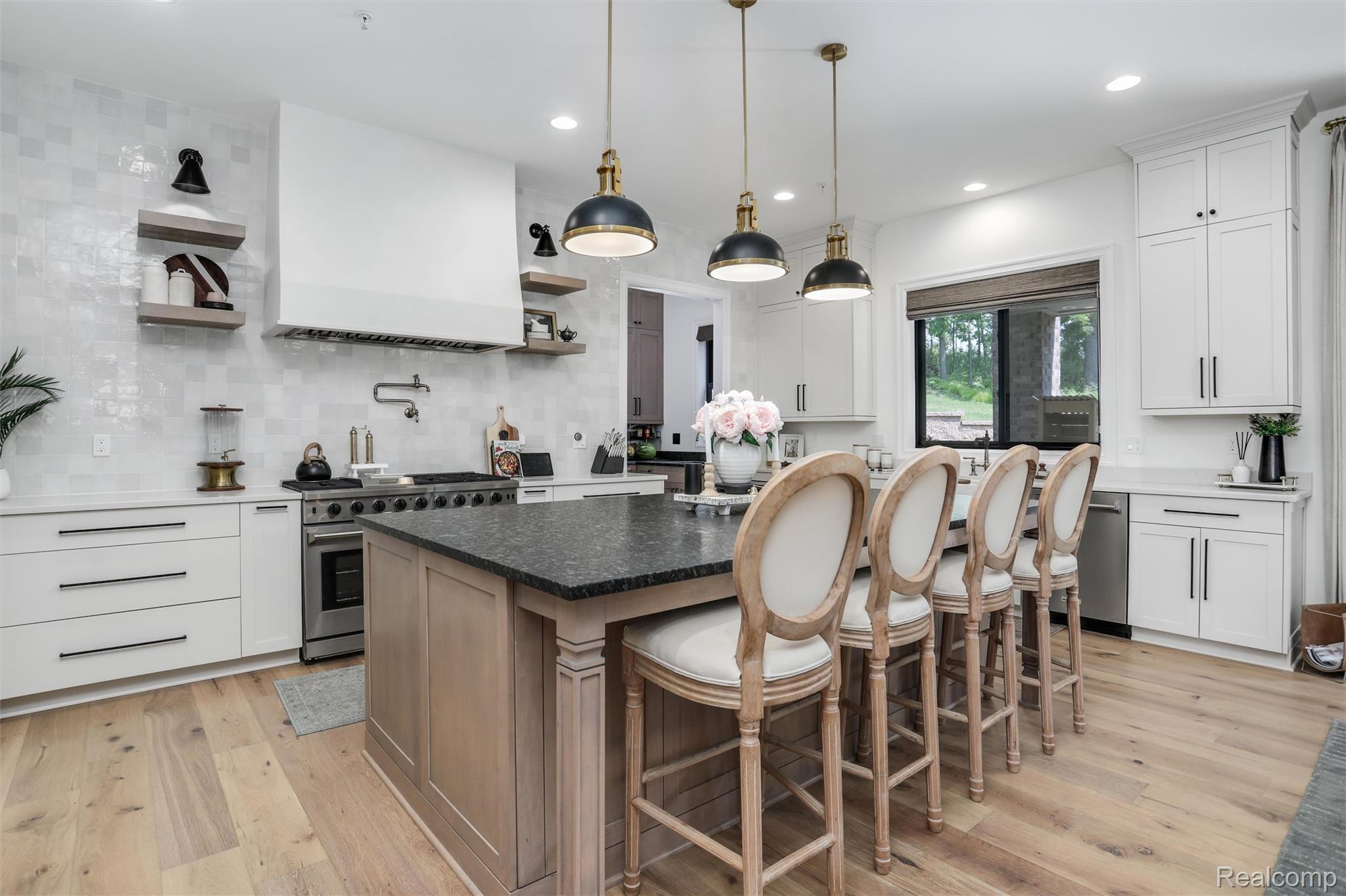 2584 Heights View Court