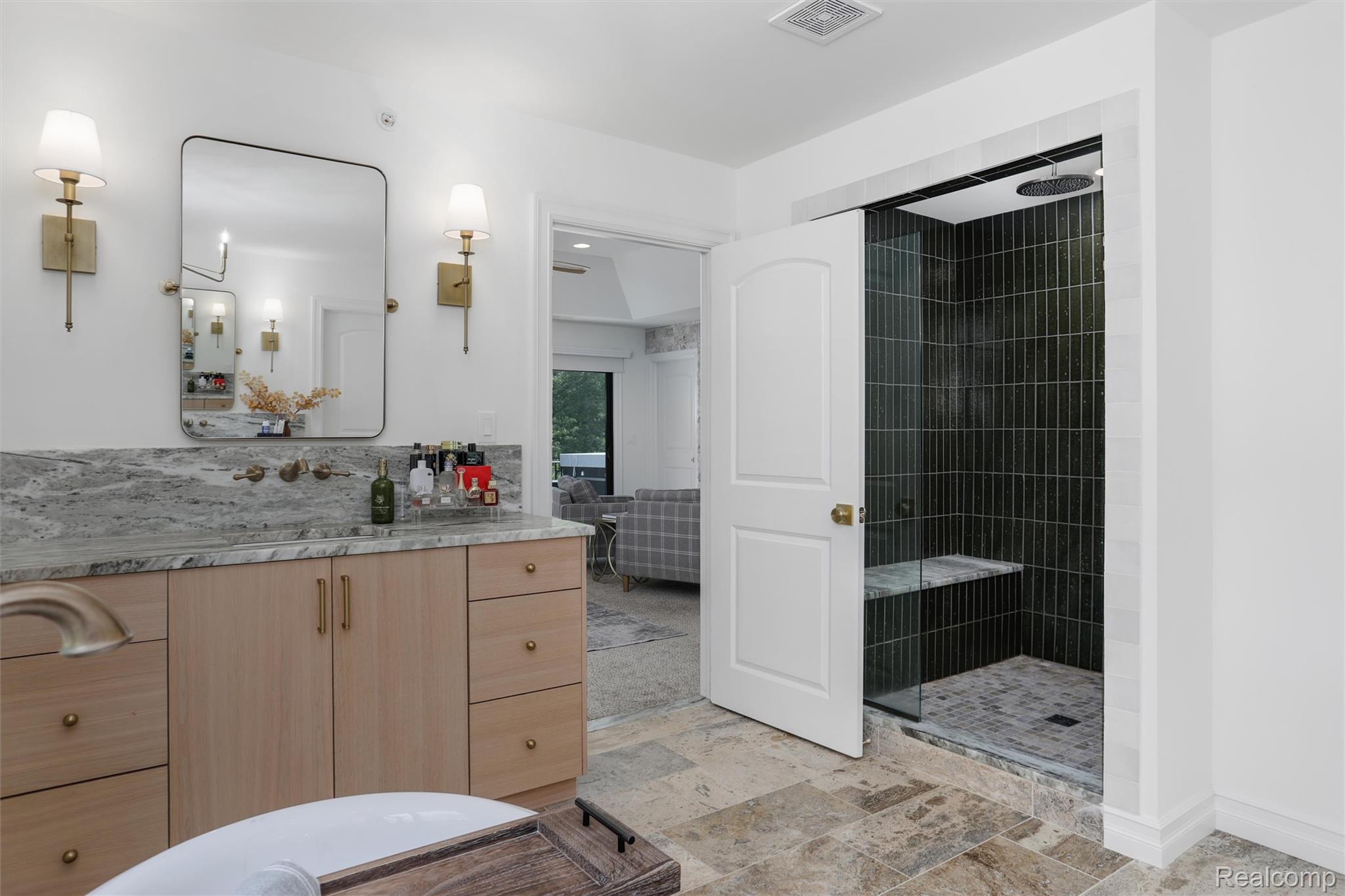 2584 Heights View Court