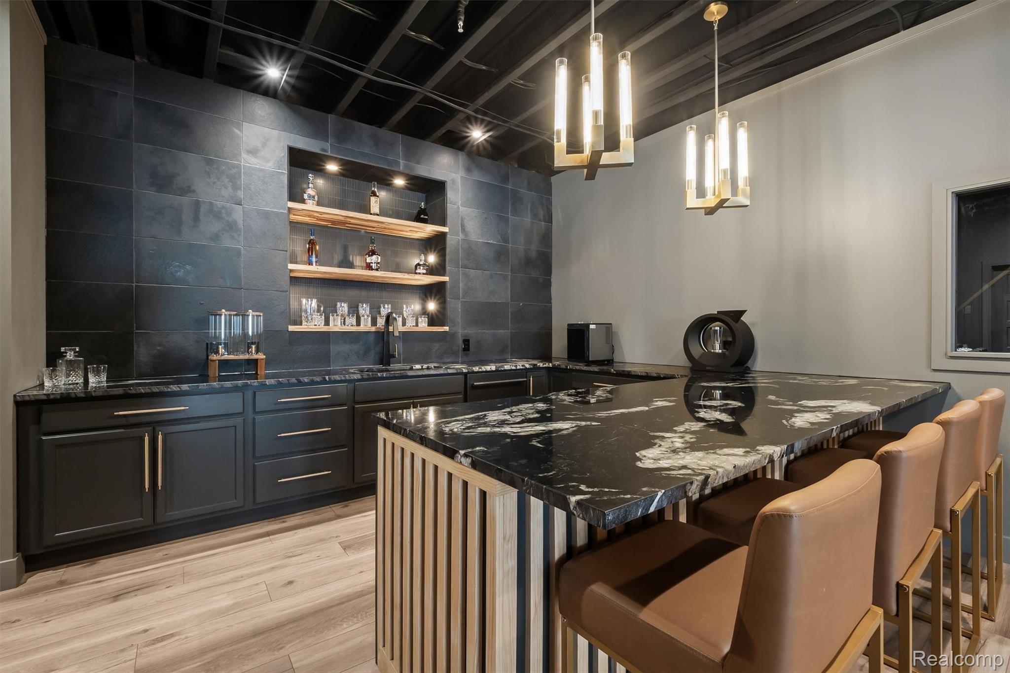 2584 Heights View Court