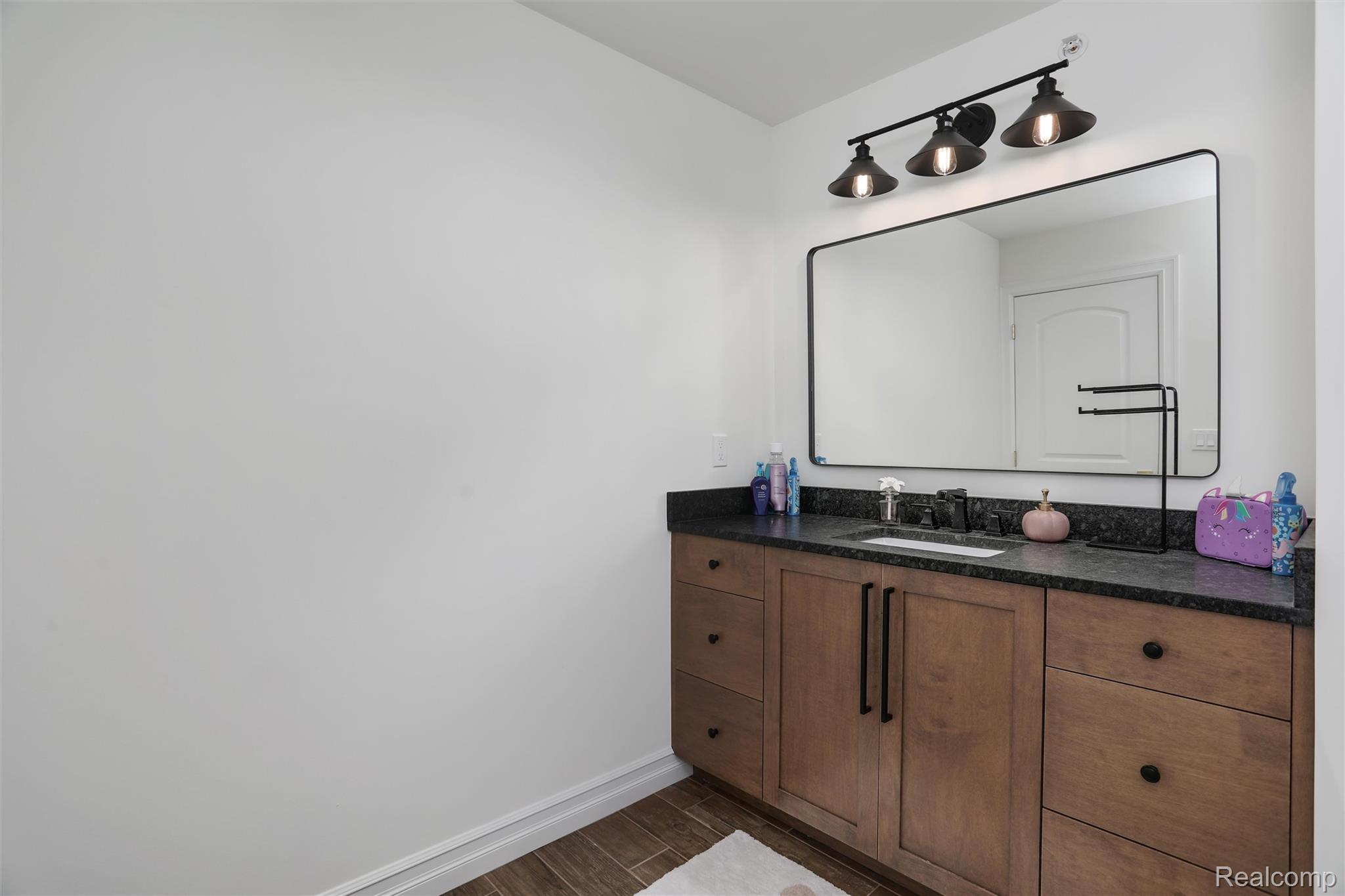 2584 Heights View Court