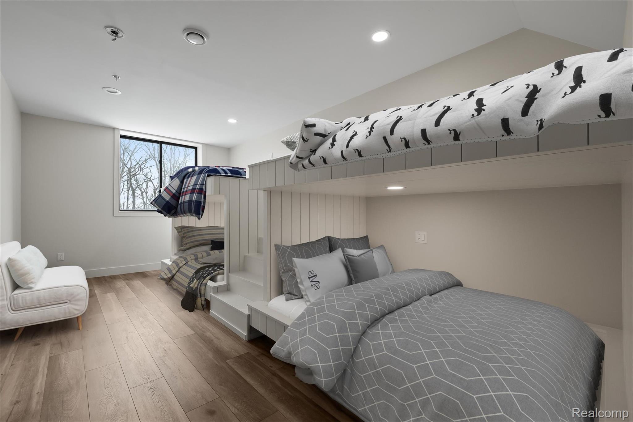 2584 Heights View Court