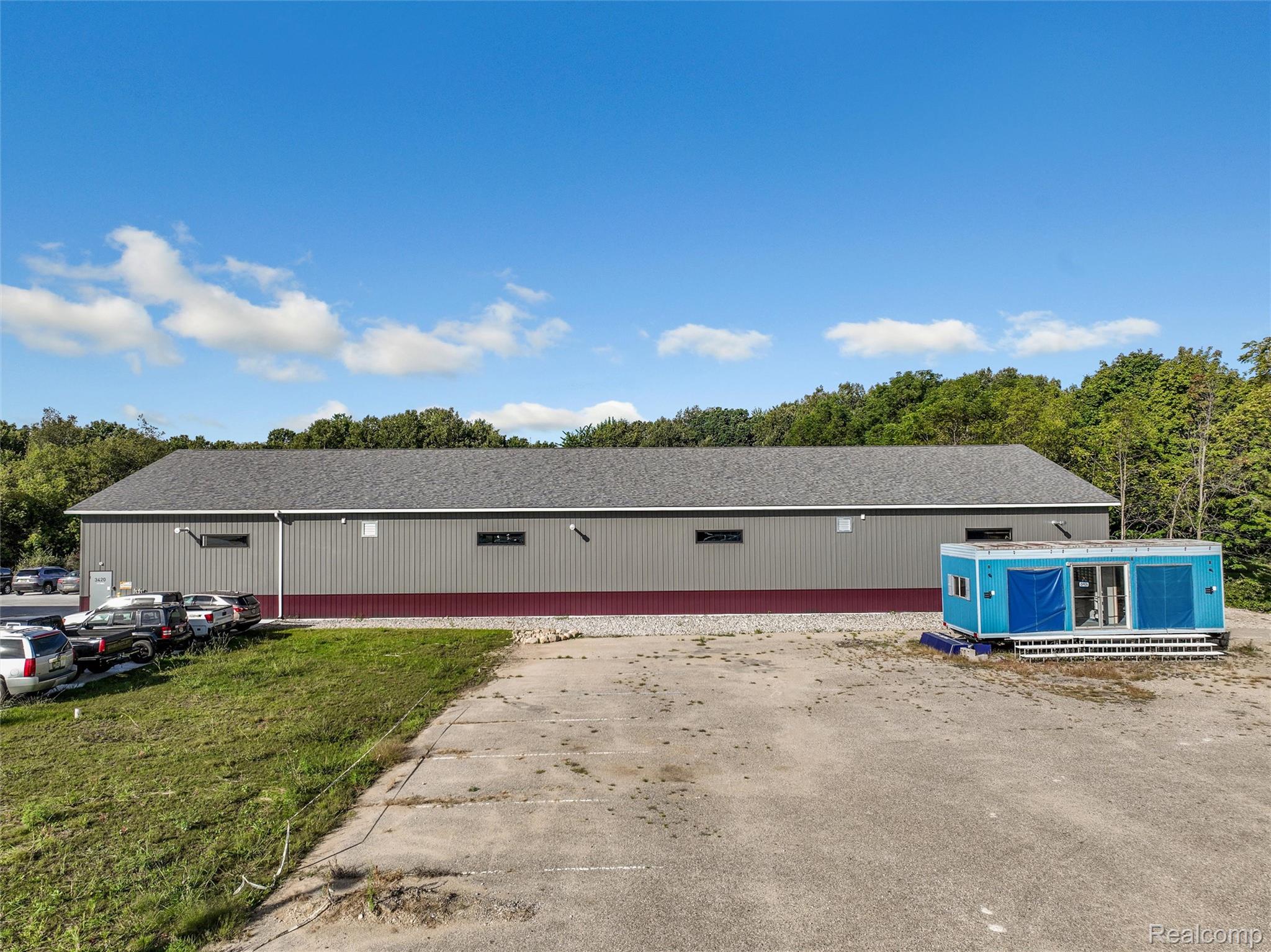 3420 S Lapeer