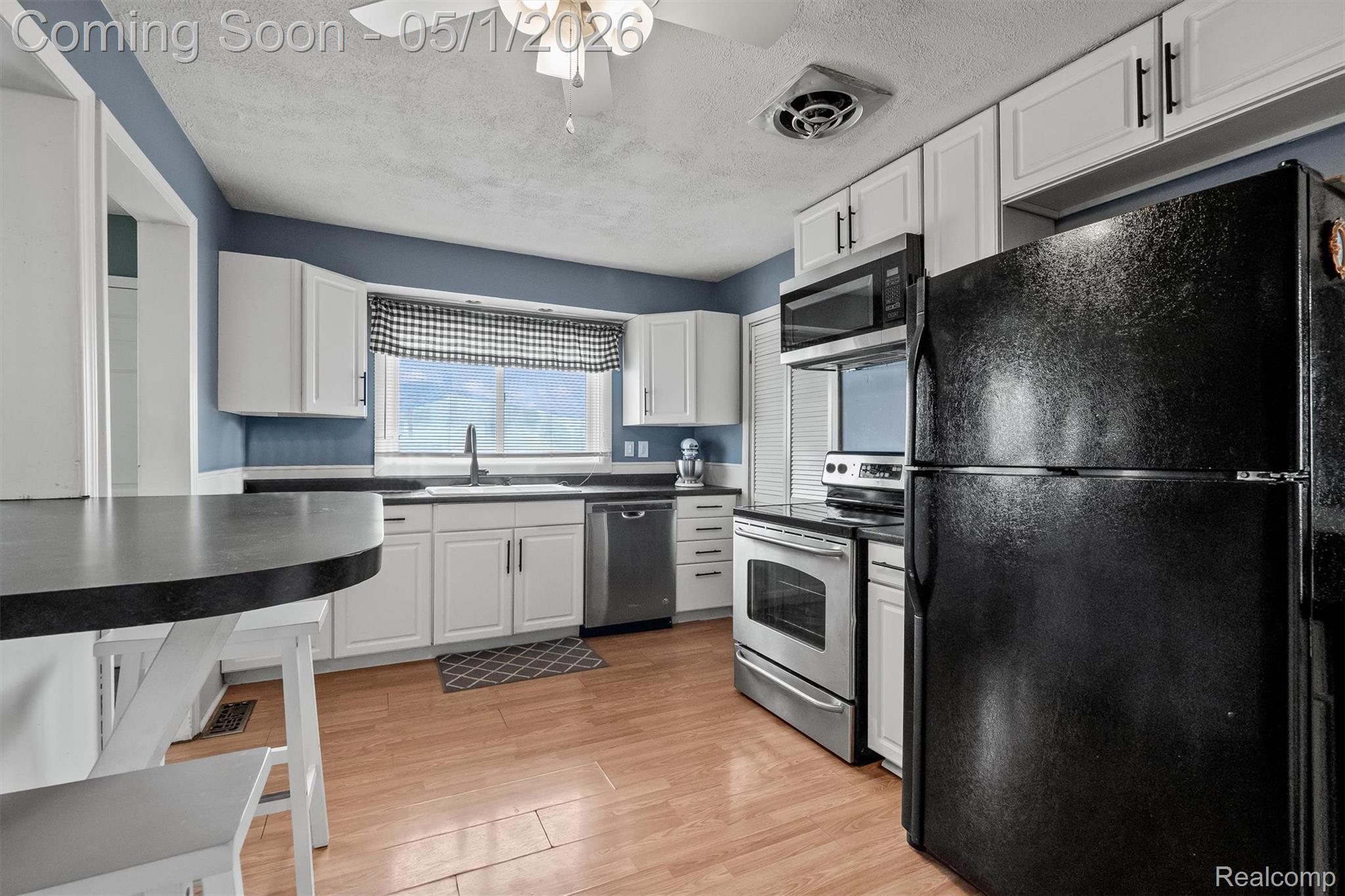 2875 Longview Avenue