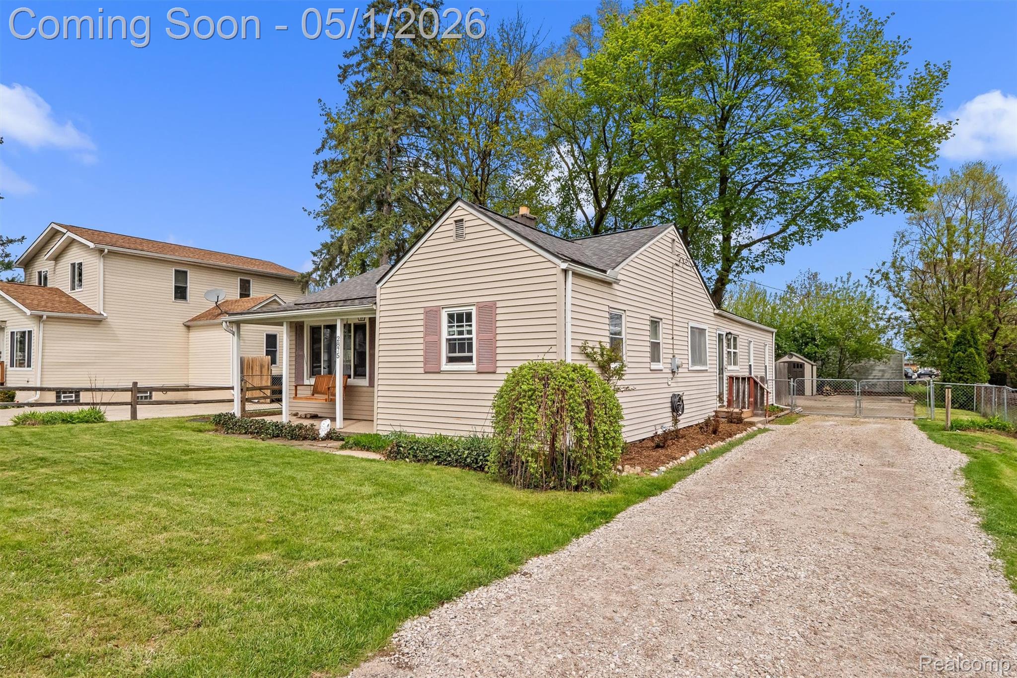 2875 Longview Avenue