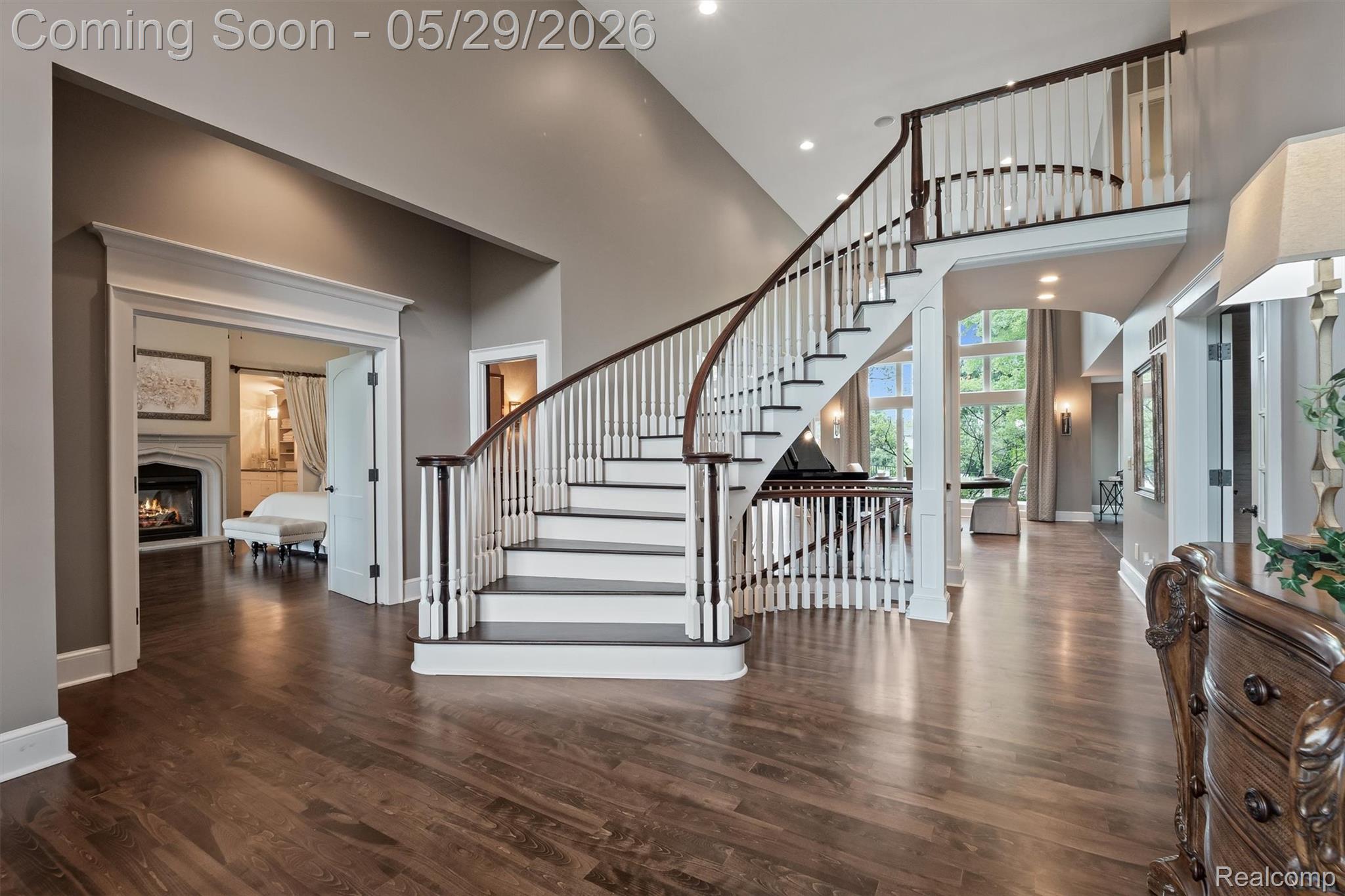 864 Pine Needle Trail