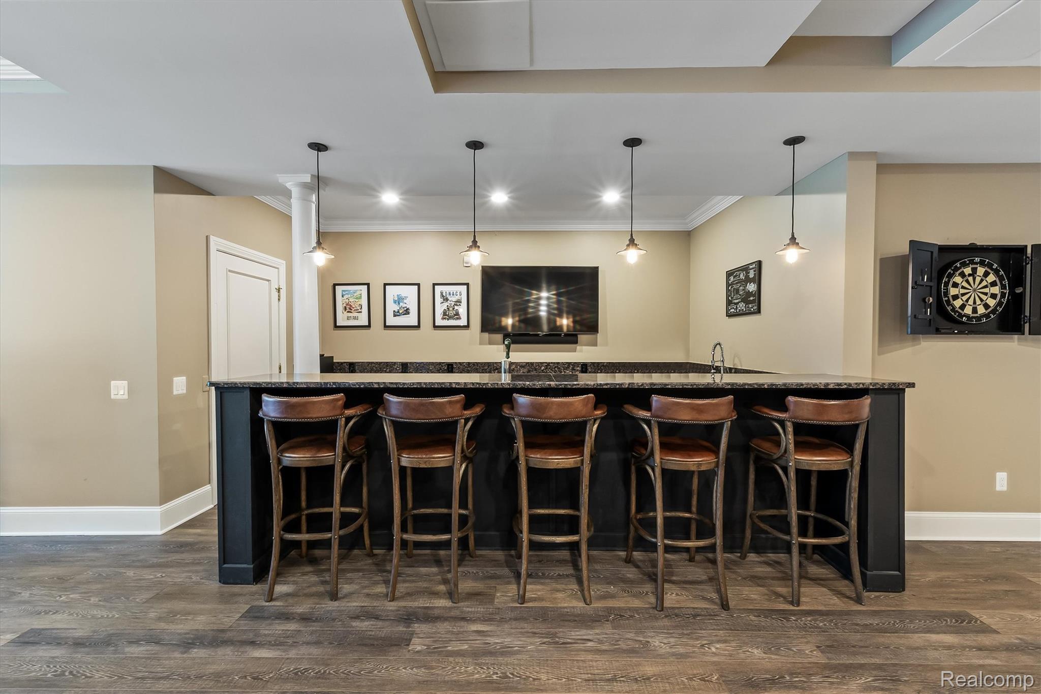 2370 Pond Vallee Drive