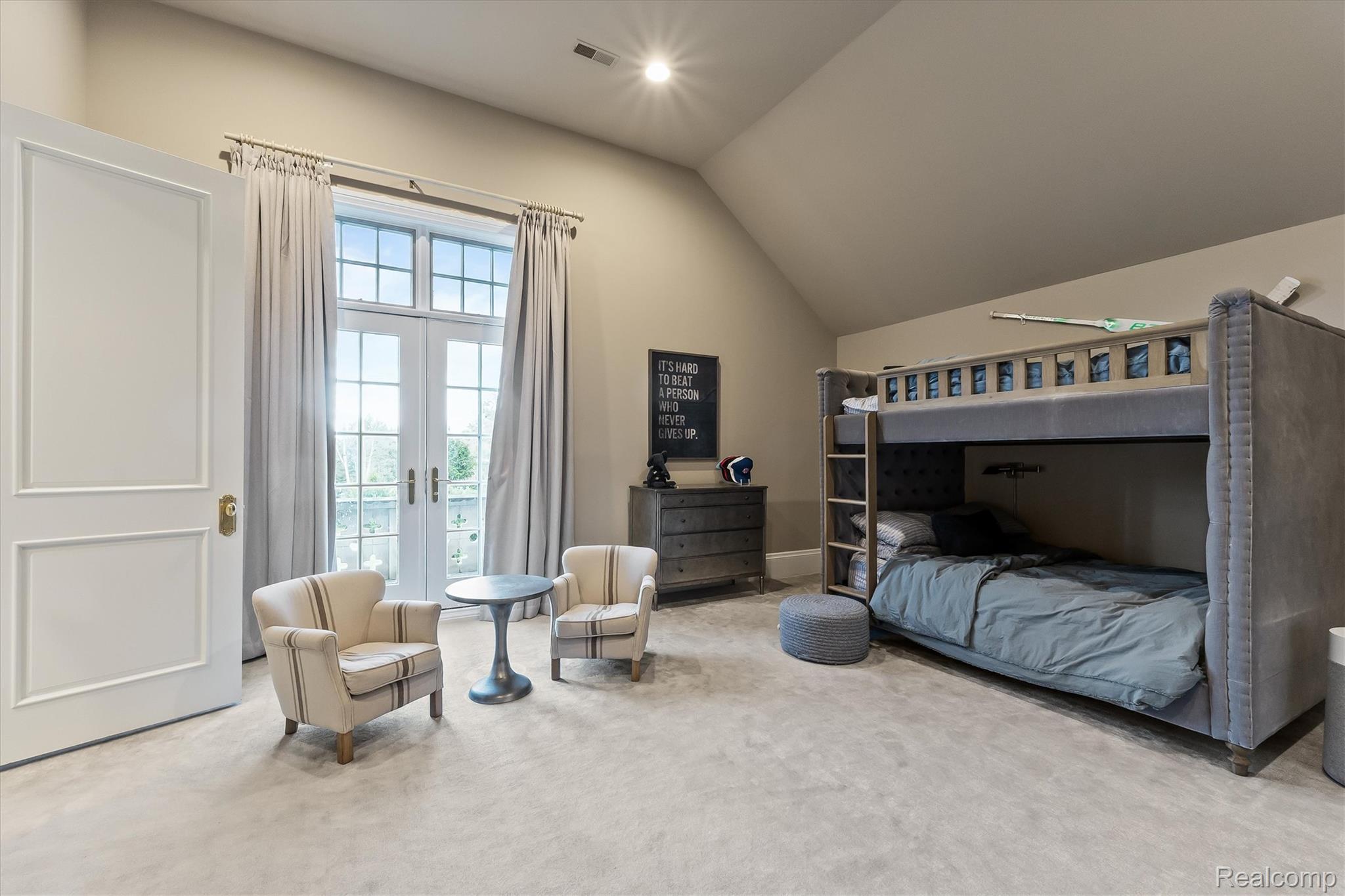 2370 Pond Vallee Drive
