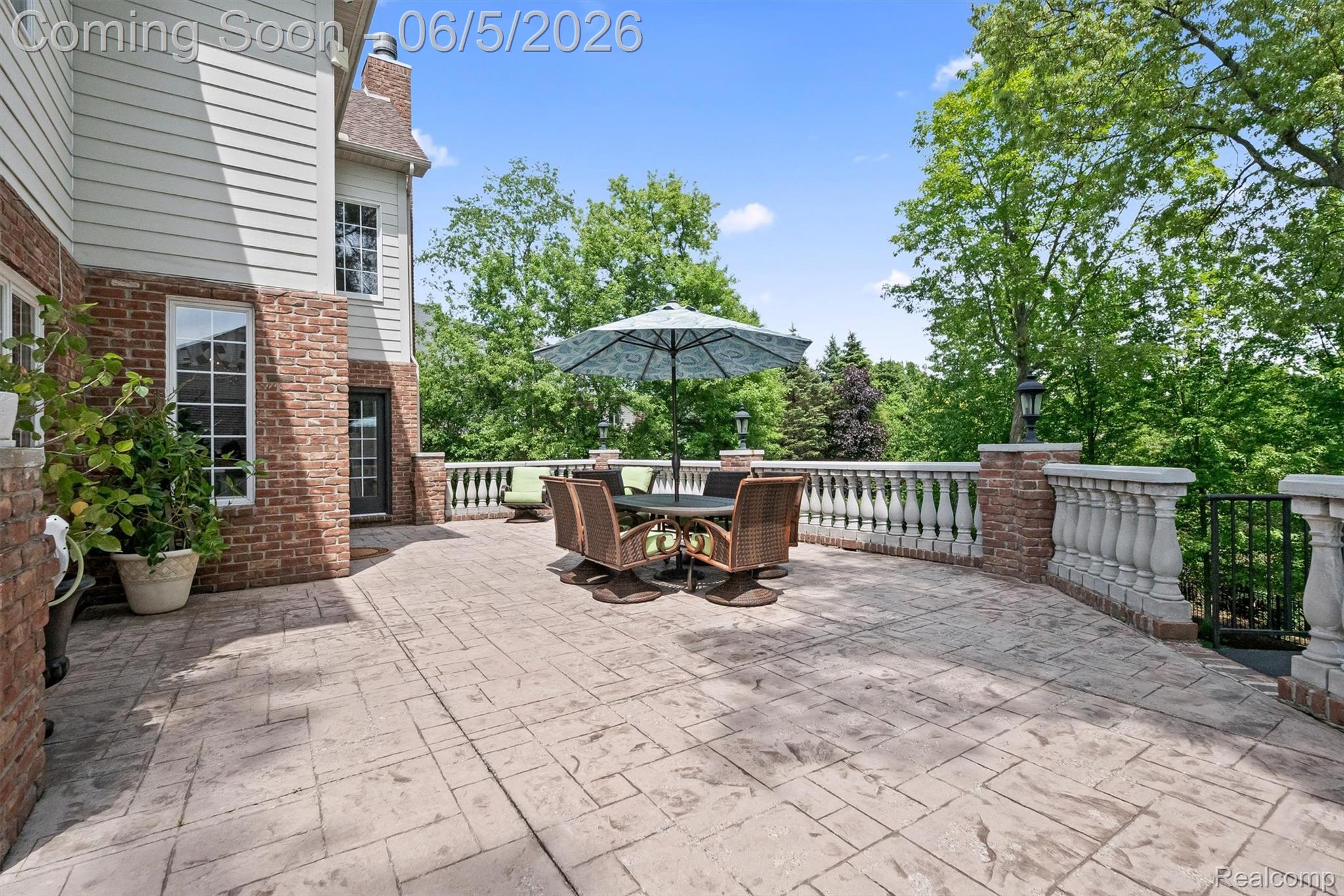 61496 Beacon Hill Drive