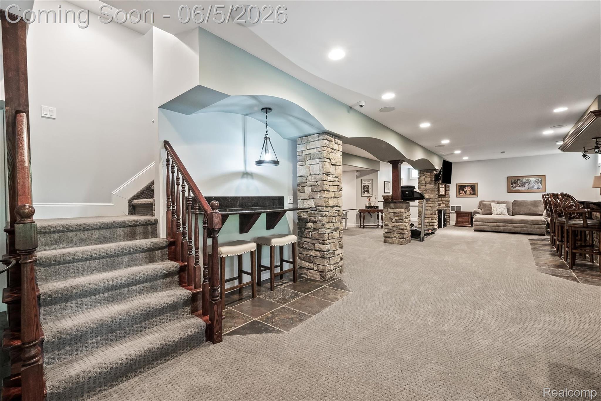 61496 Beacon Hill Drive