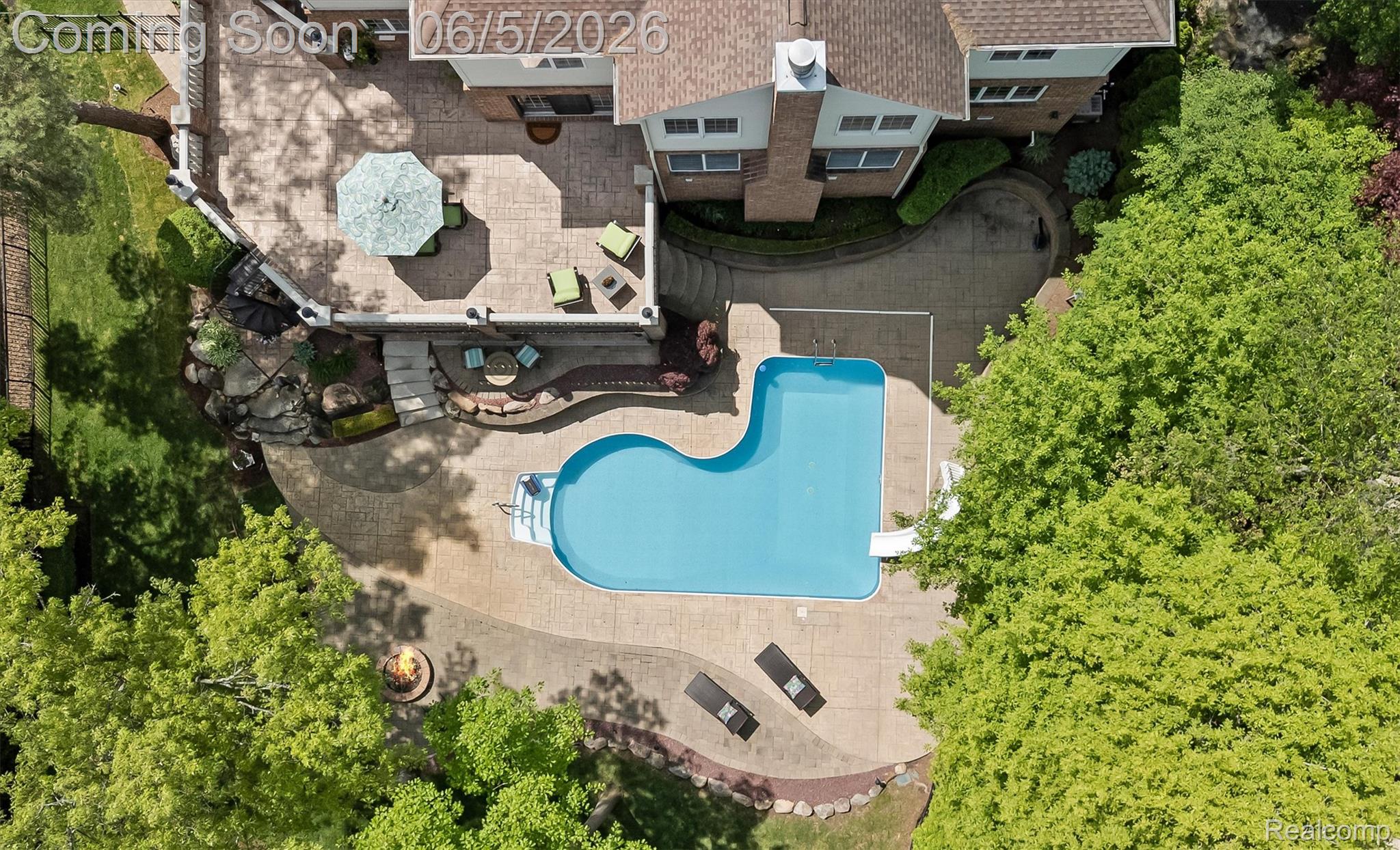 61496 Beacon Hill Drive