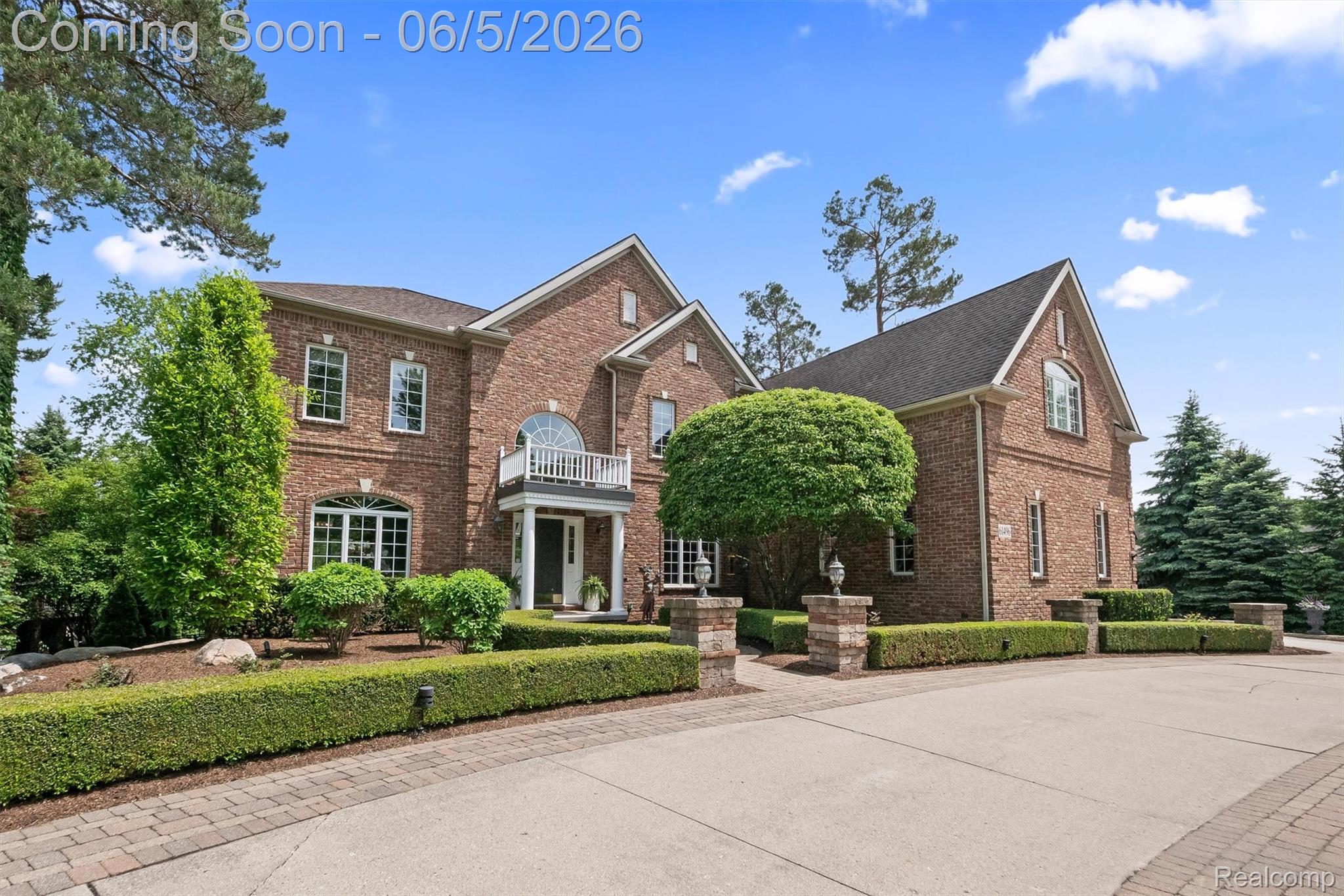 61496 Beacon Hill Drive