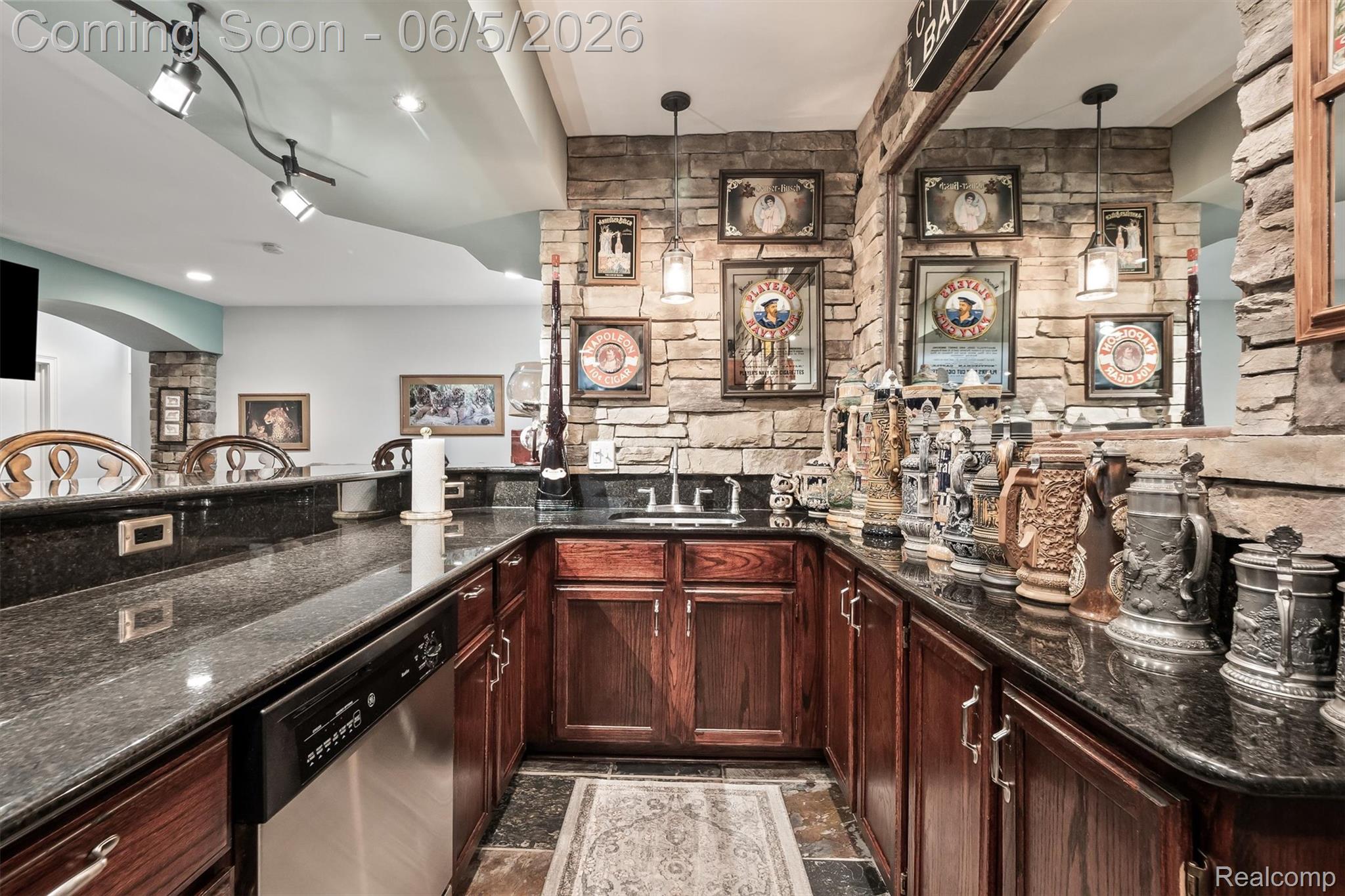 61496 Beacon Hill Drive