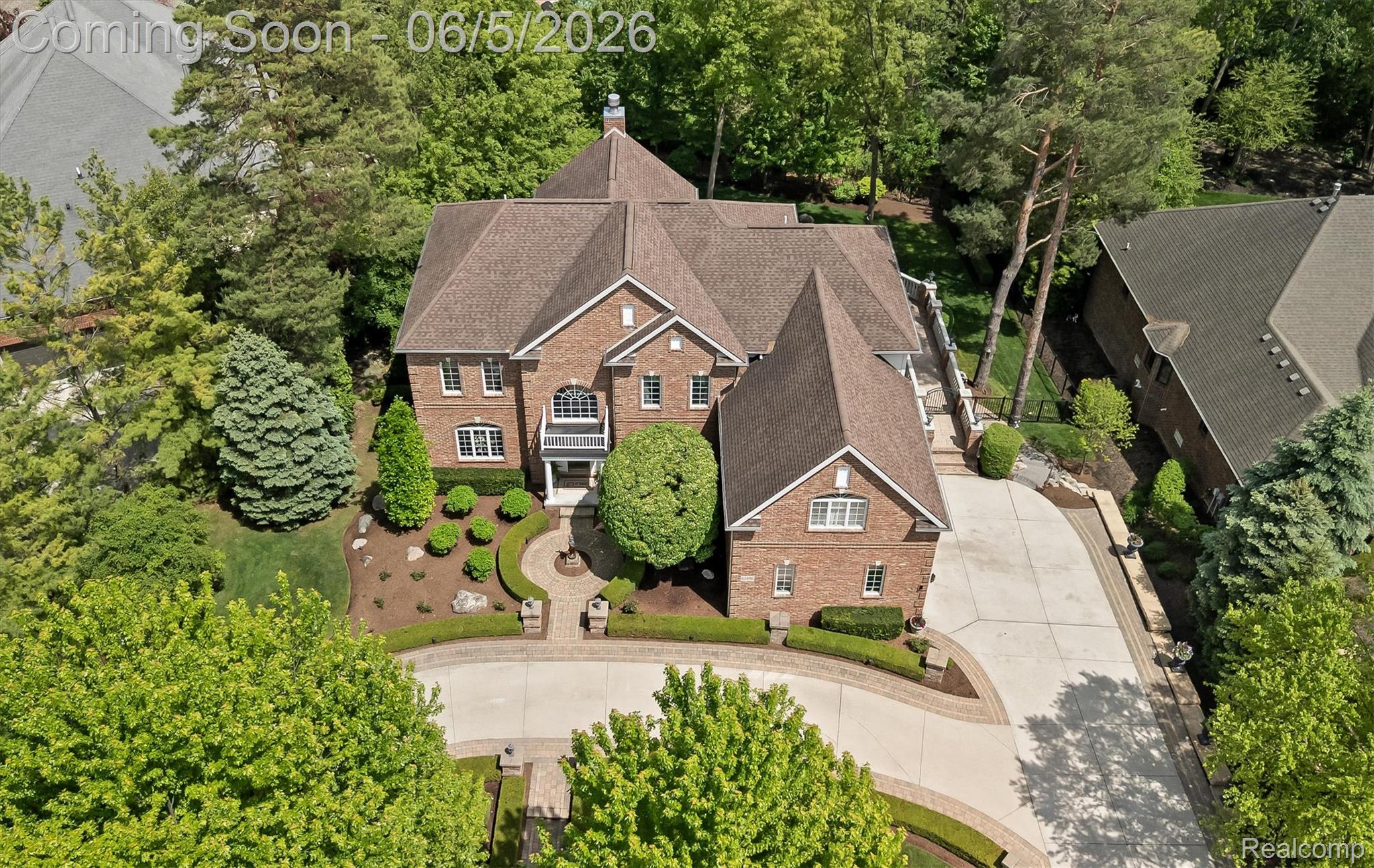 61496 Beacon Hill Drive