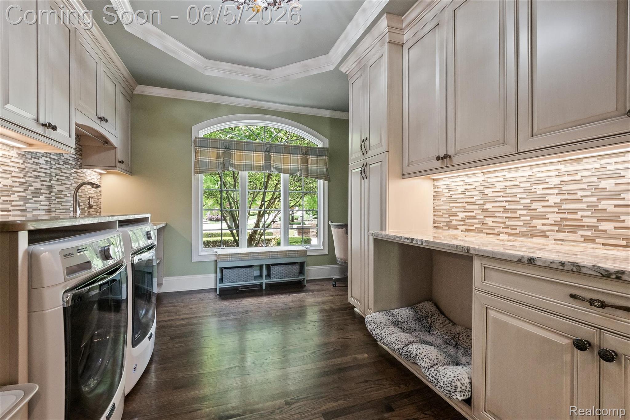 61496 Beacon Hill Drive