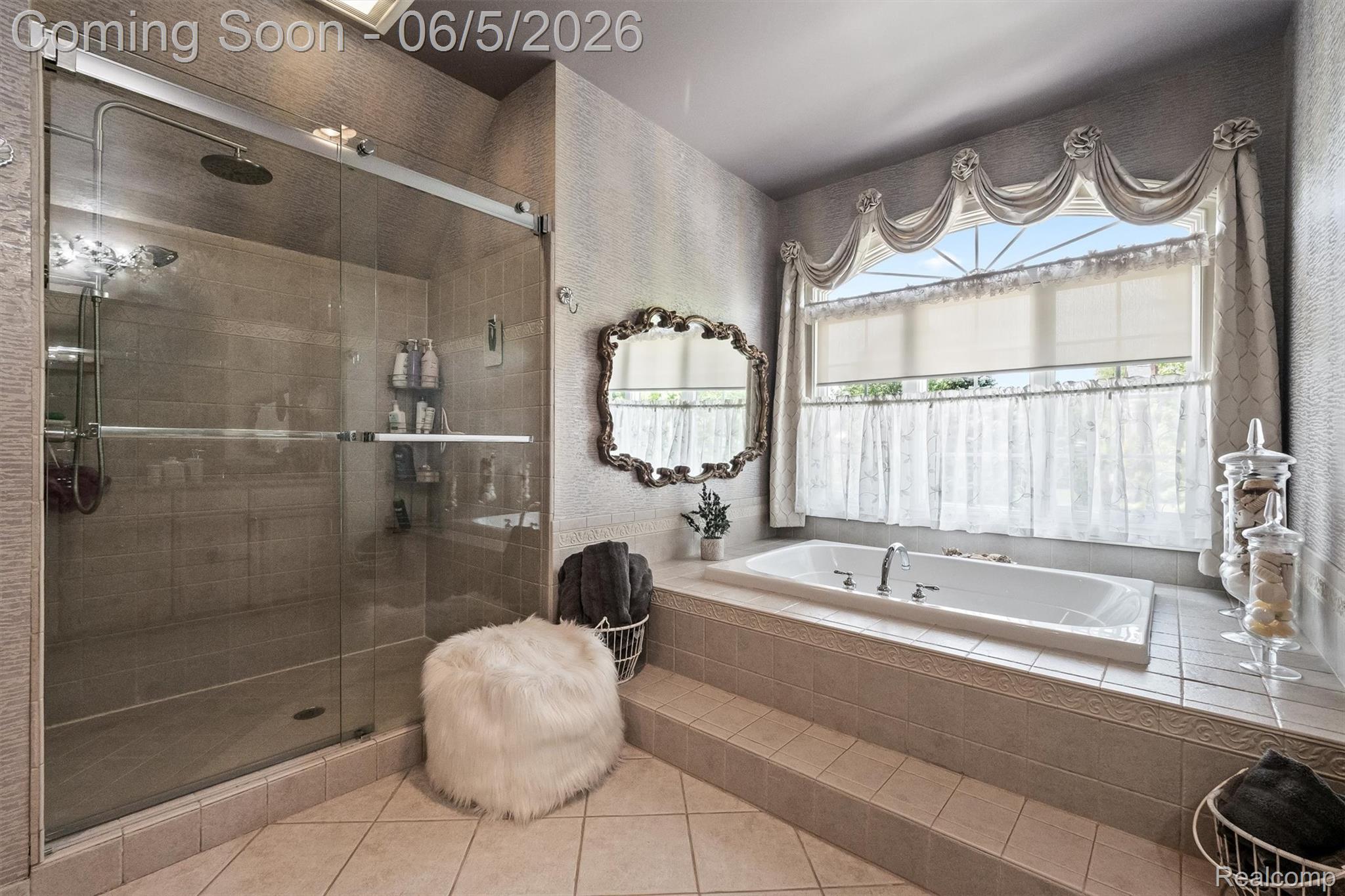 61496 Beacon Hill Drive