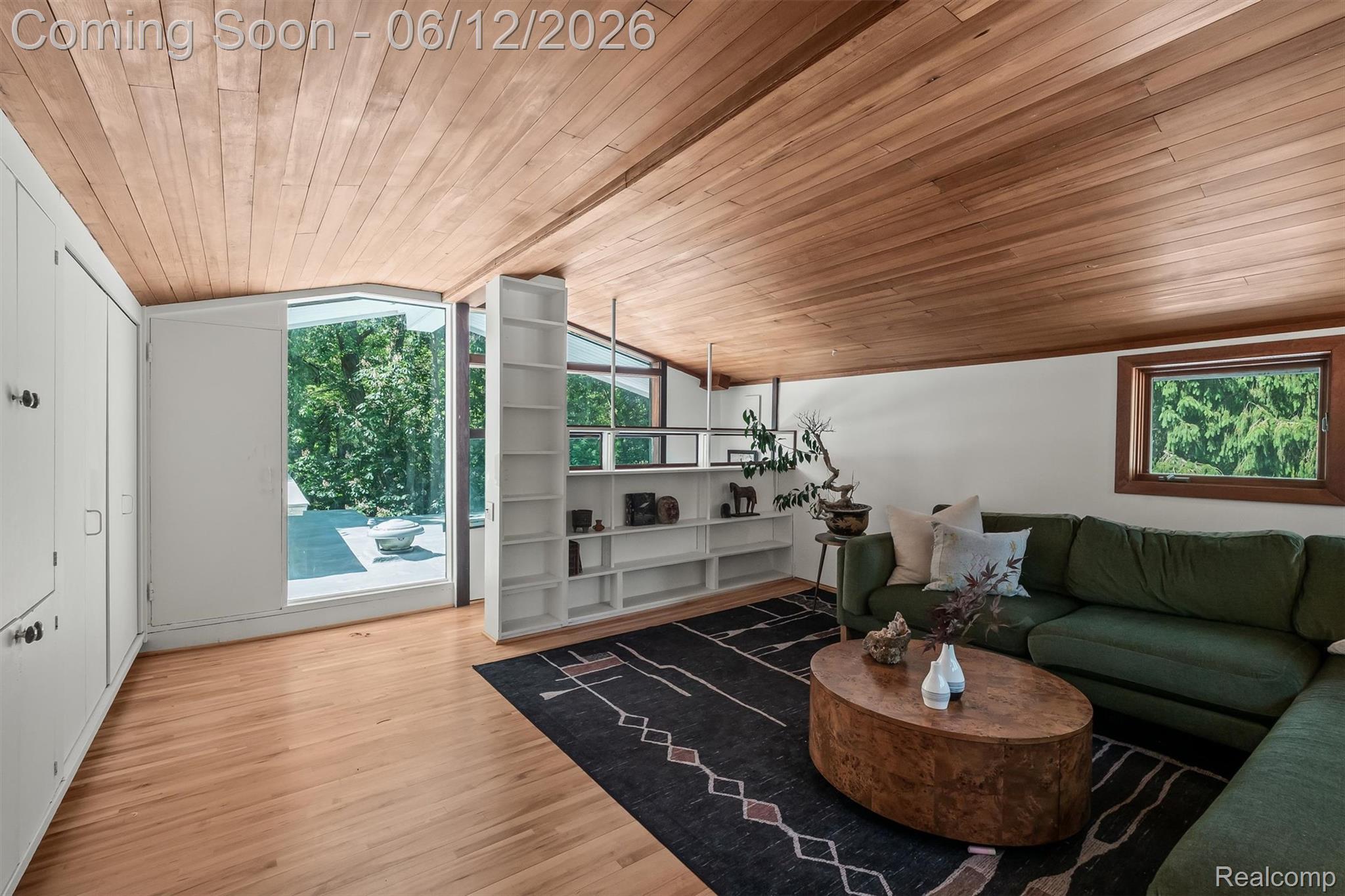 3954 N Ellamae Road