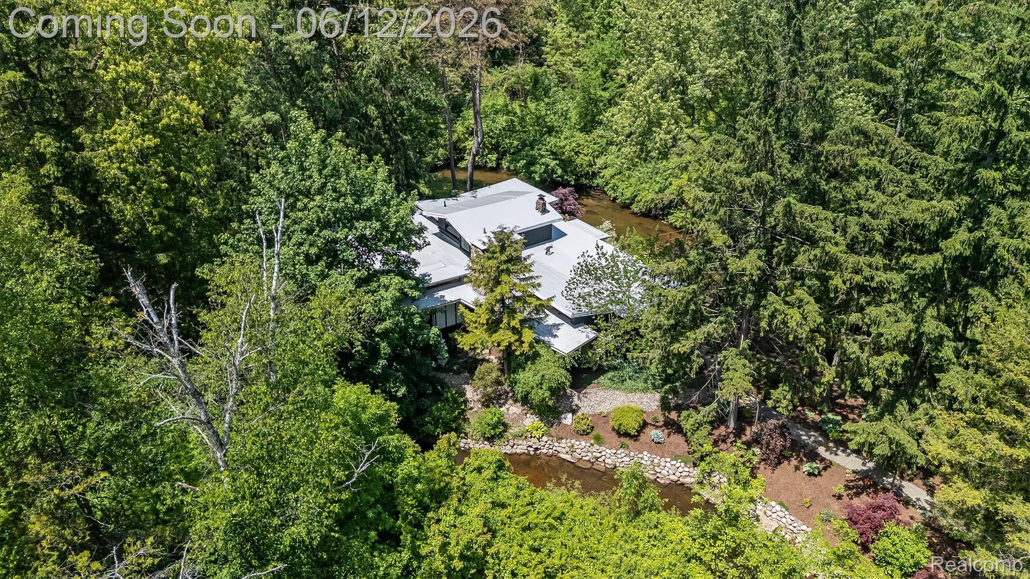 3954 N Ellamae Road