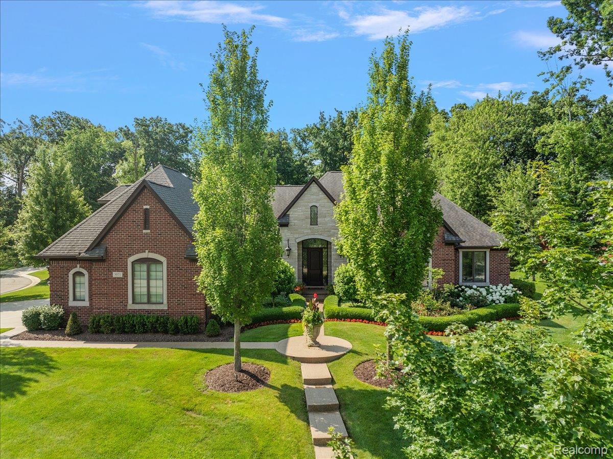 3071 Emeraude Court