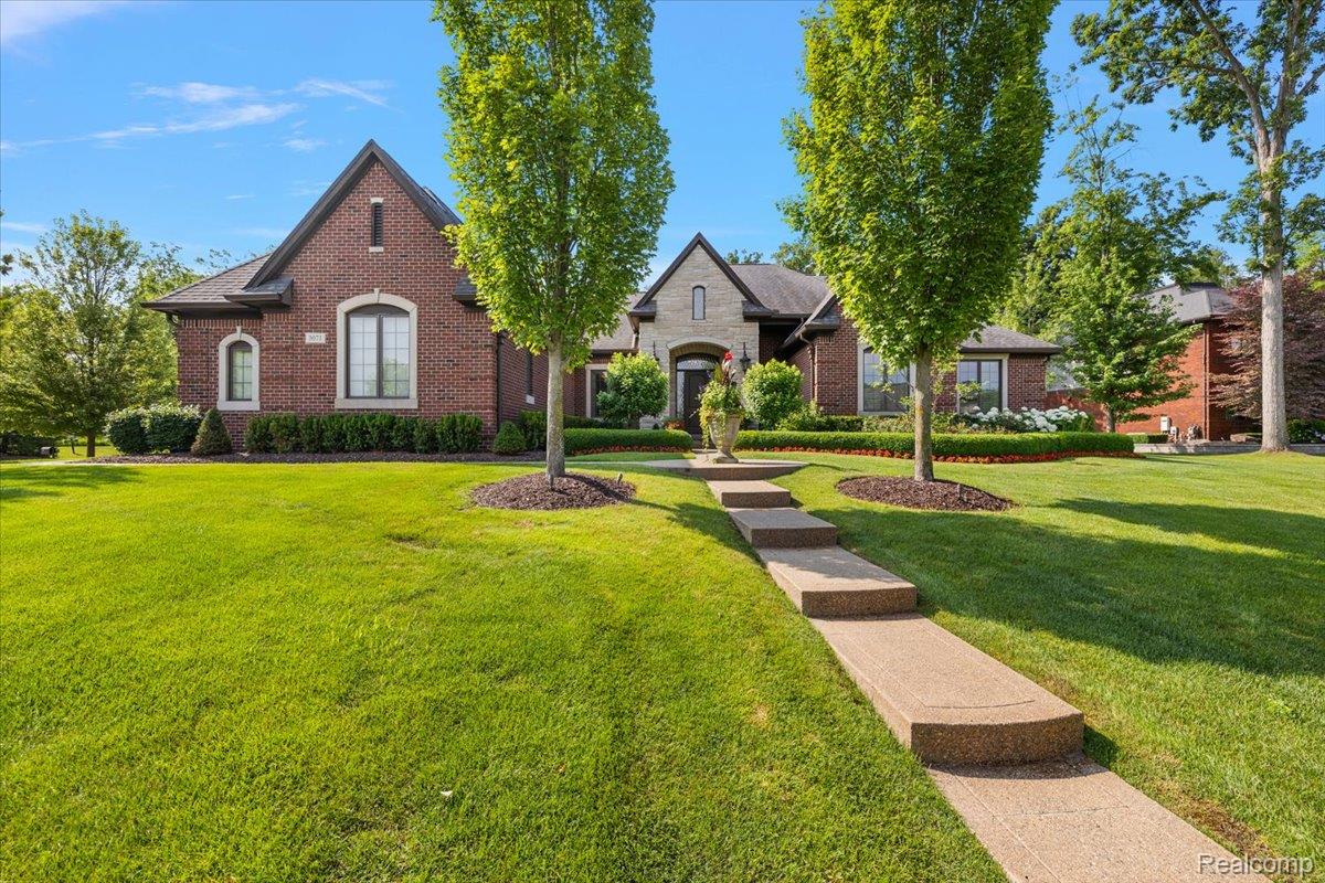 3071 Emeraude Court