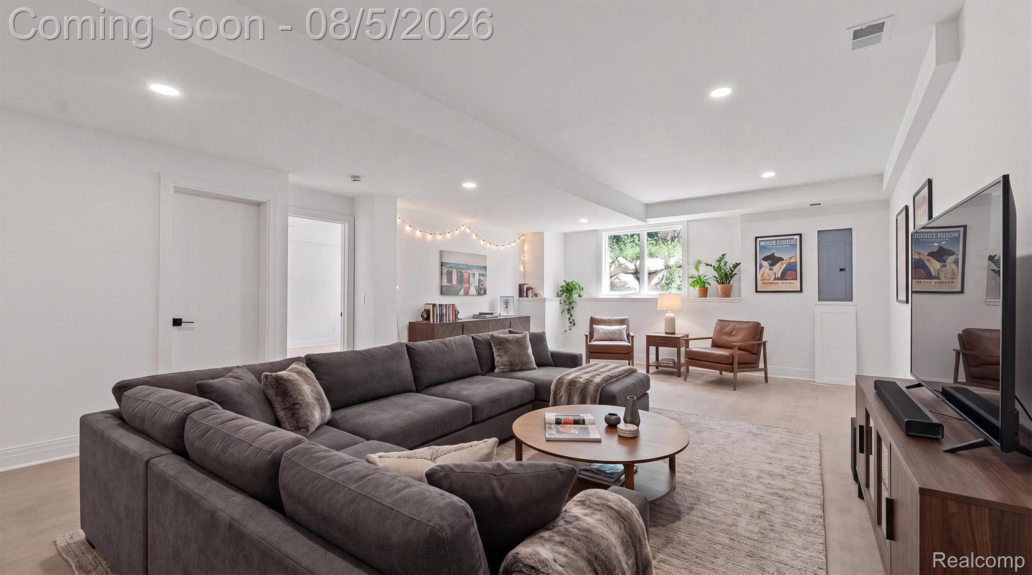 158 Enclave Court