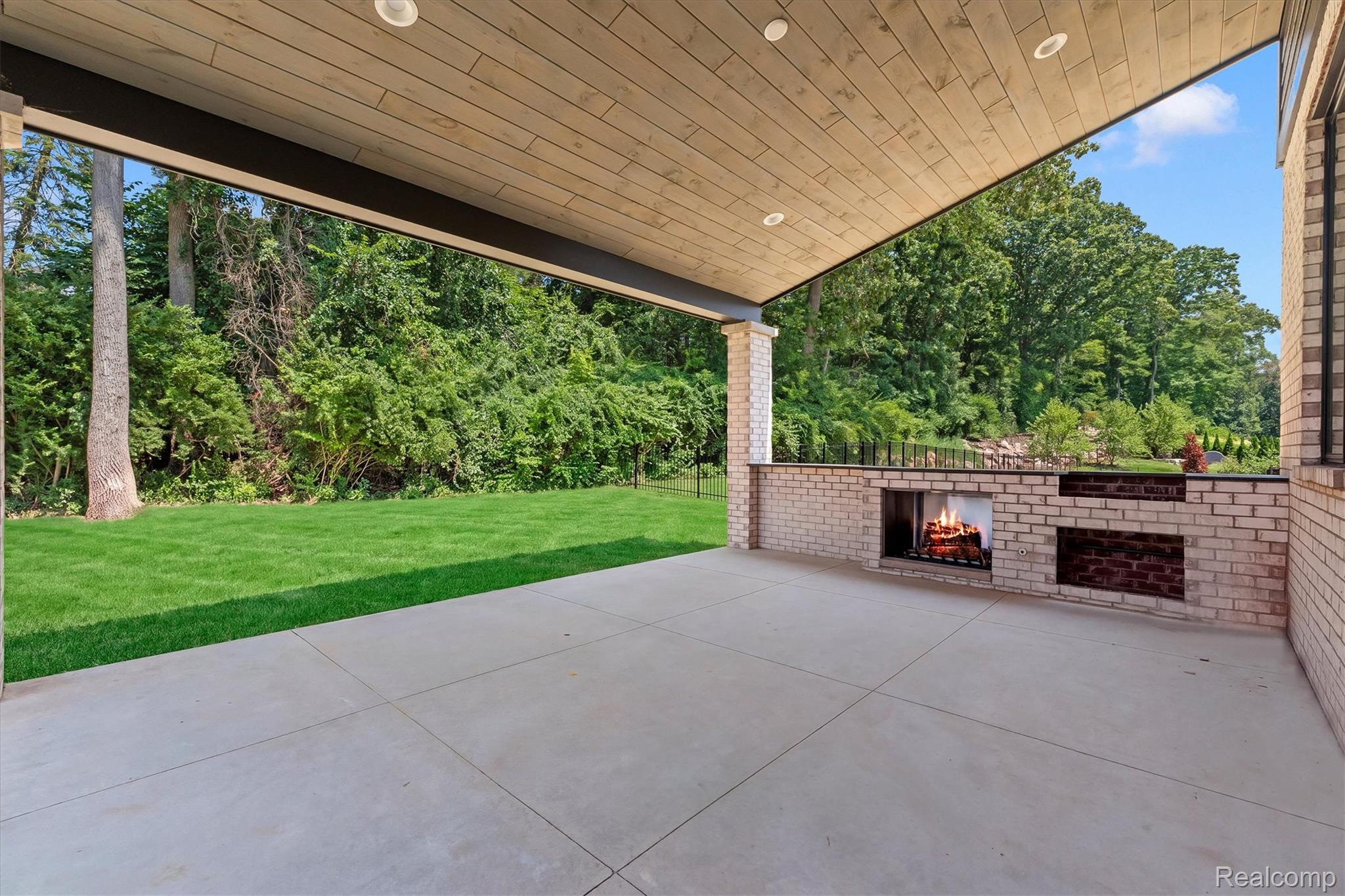 158 Enclave Court