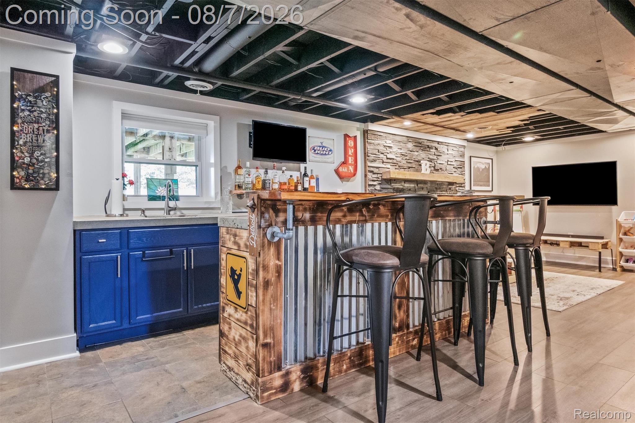 869 Seymour Lake Road