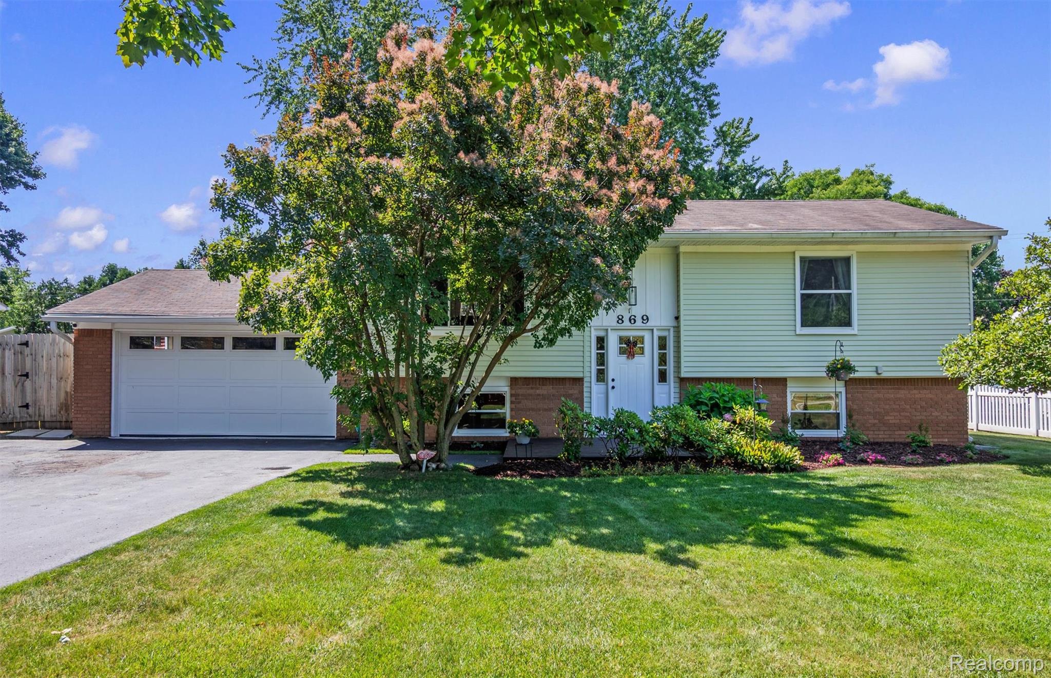 869 Seymour Lake Road