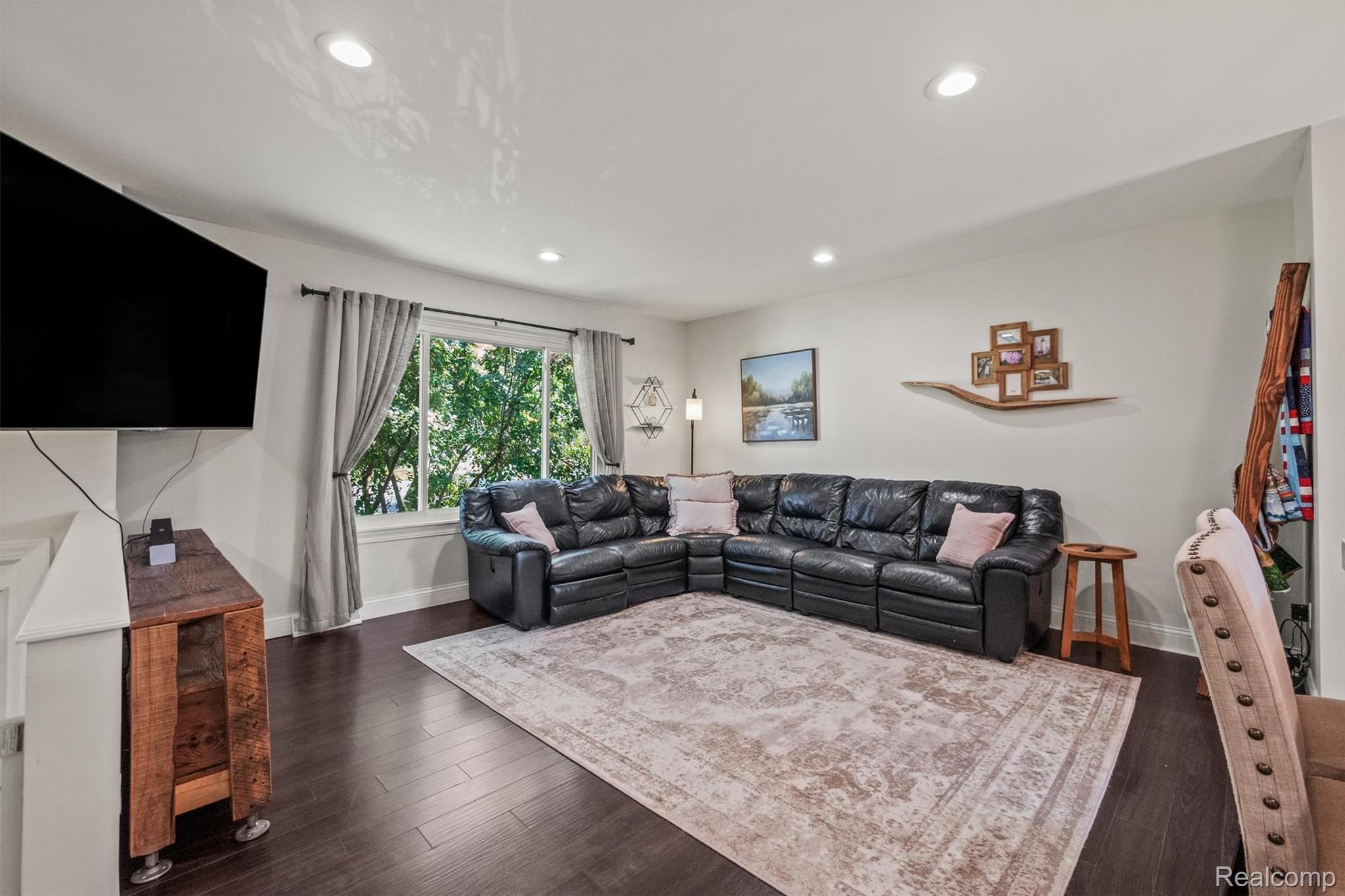 869 Seymour Lake Road