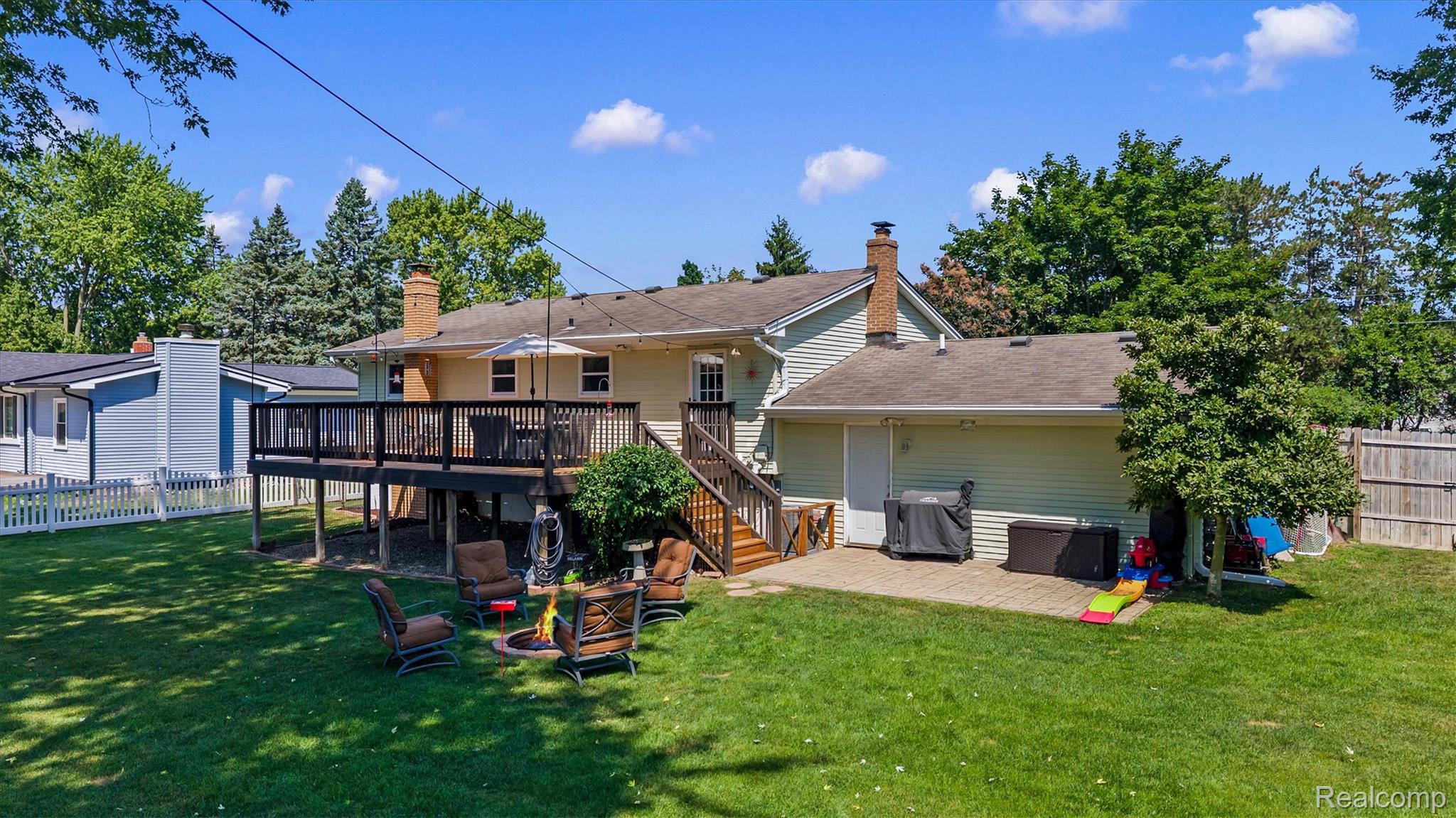 869 Seymour Lake Road