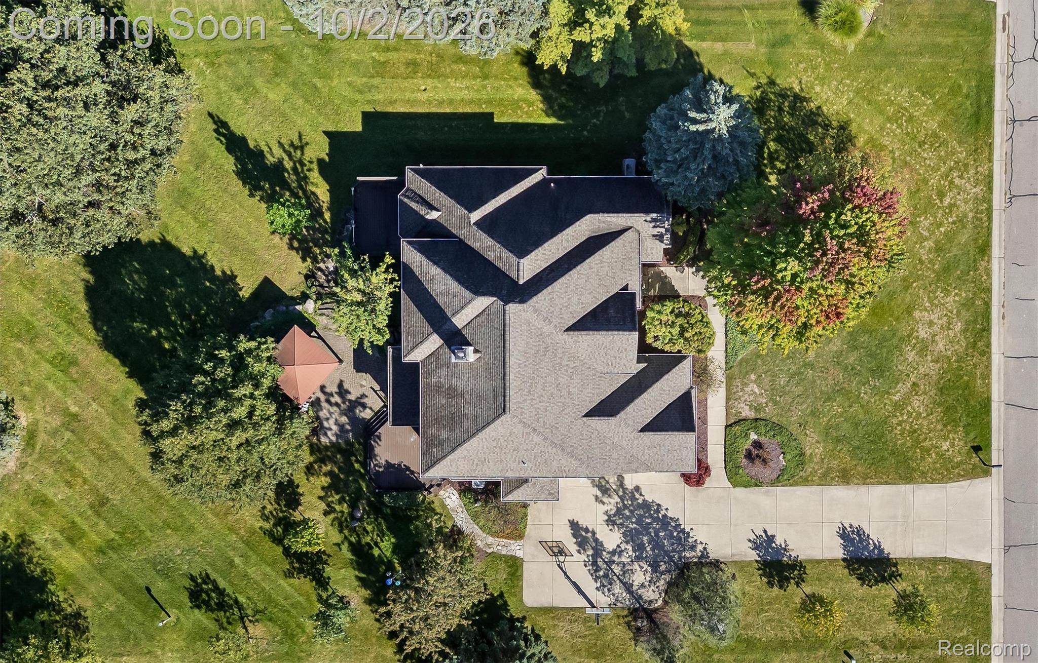 4654 Woodland Hills Drive