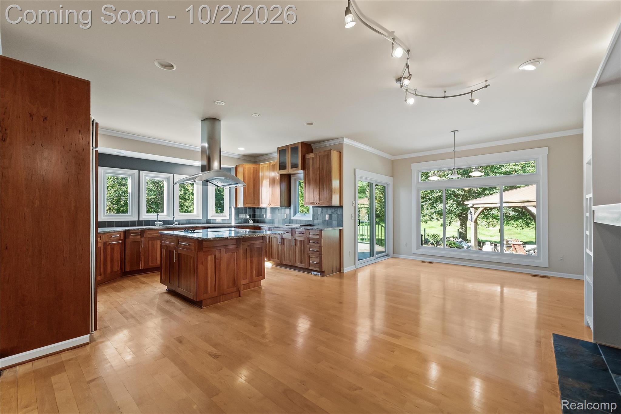 4654 Woodland Hills Drive