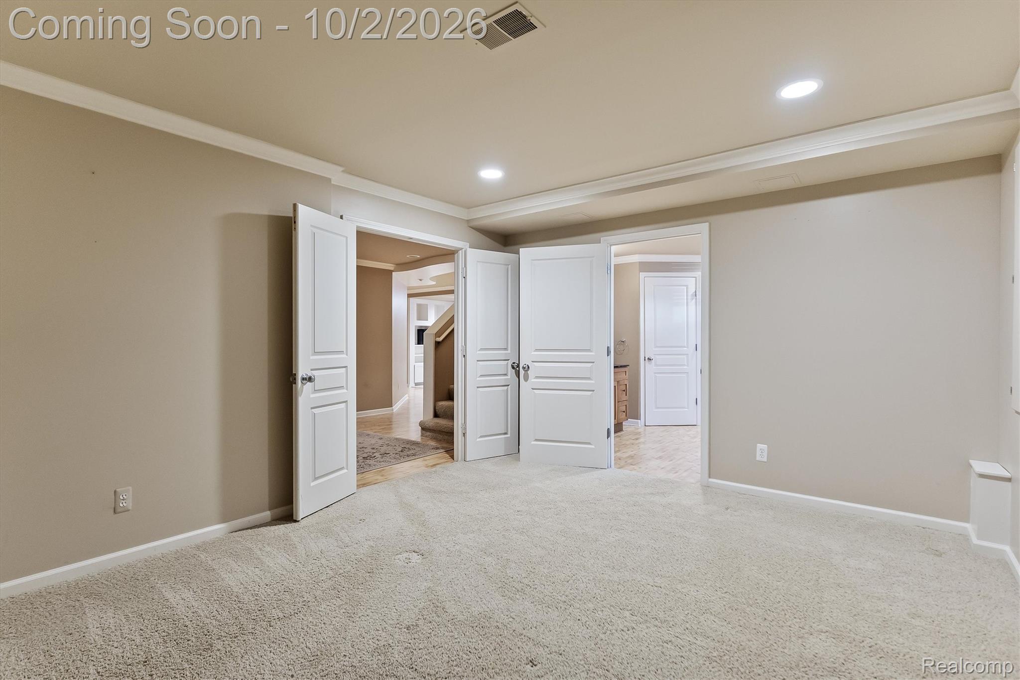 4654 Woodland Hills Drive