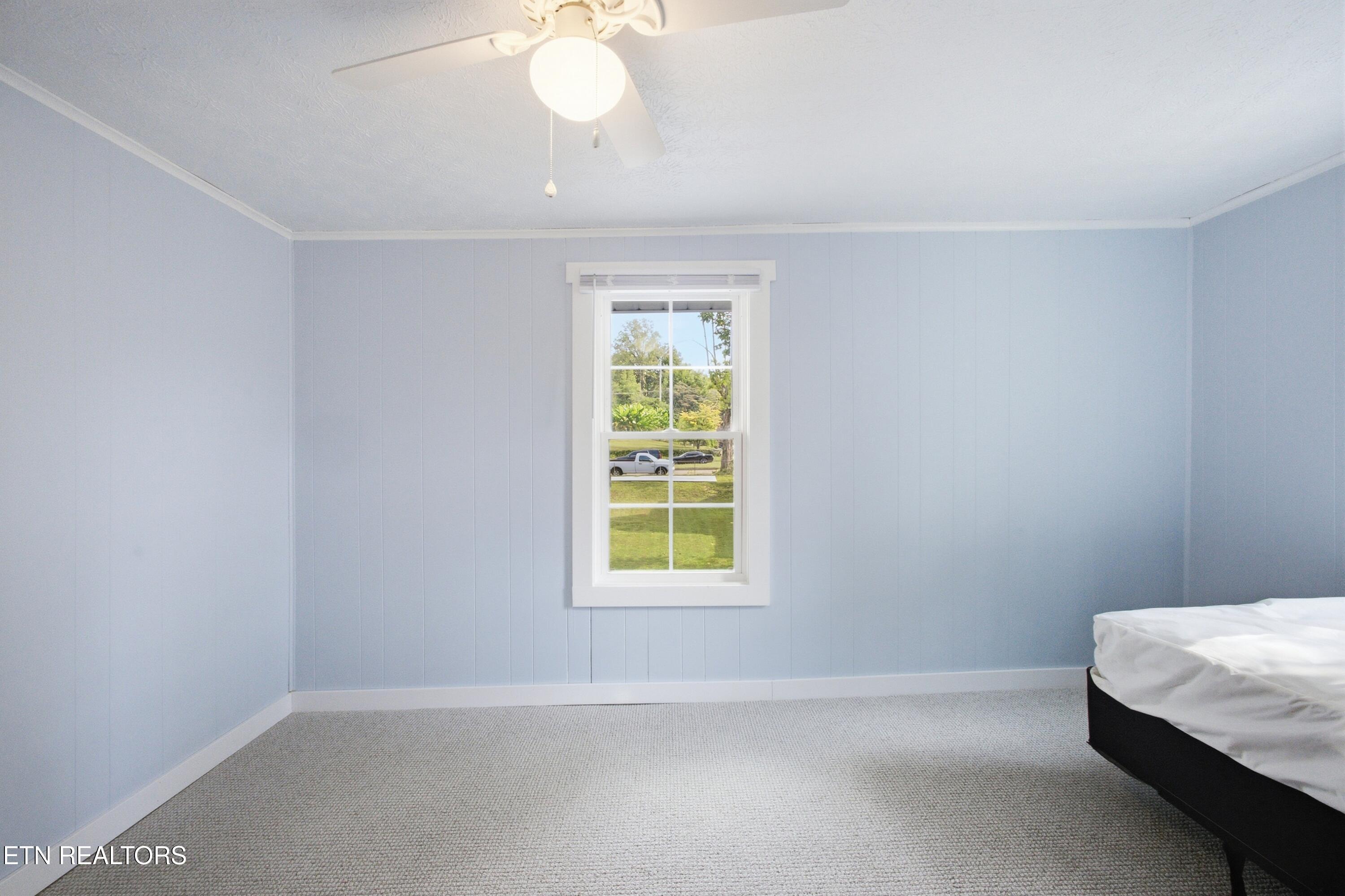 409 Walden Ave