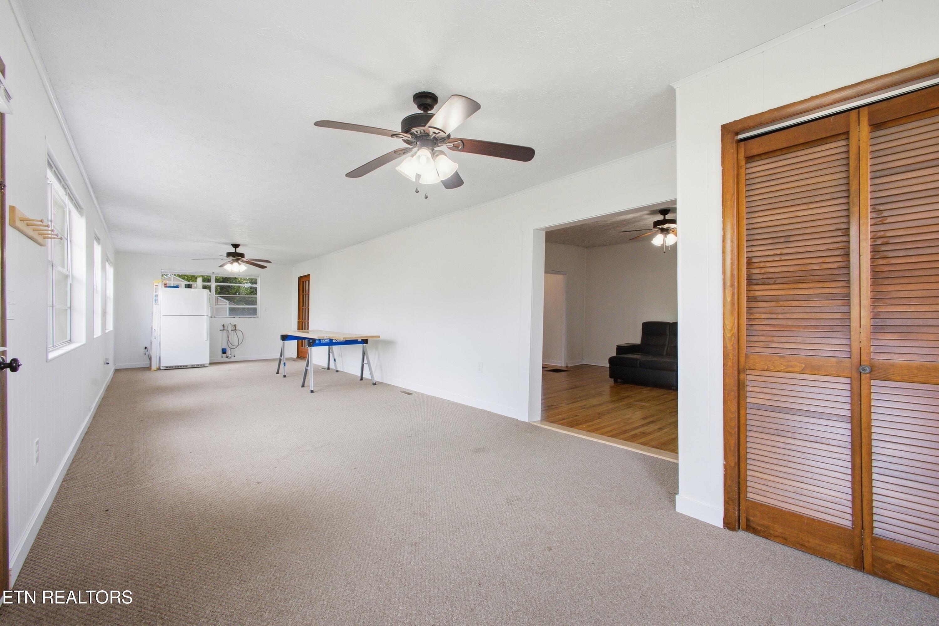 409 Walden Ave