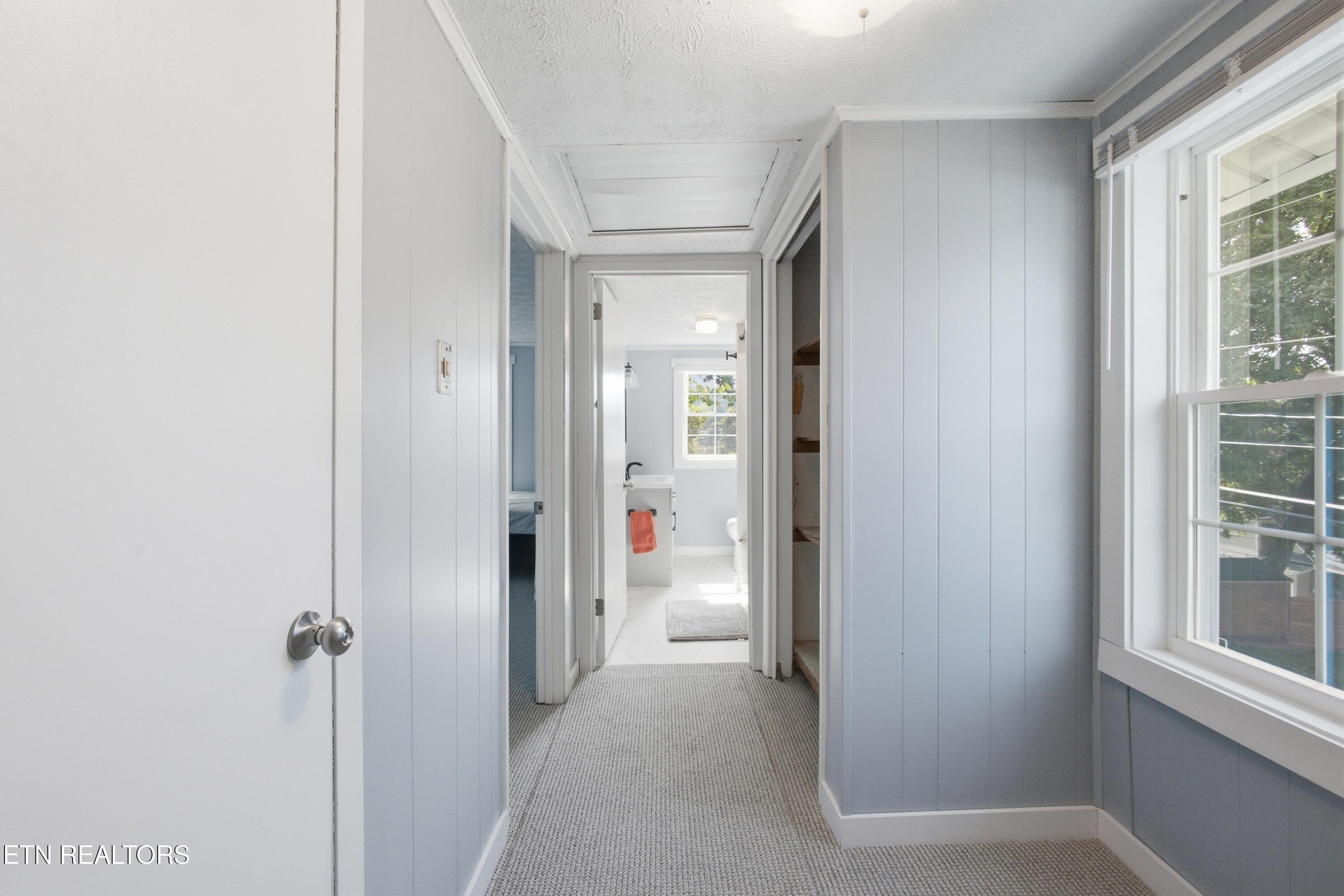 409 Walden Ave