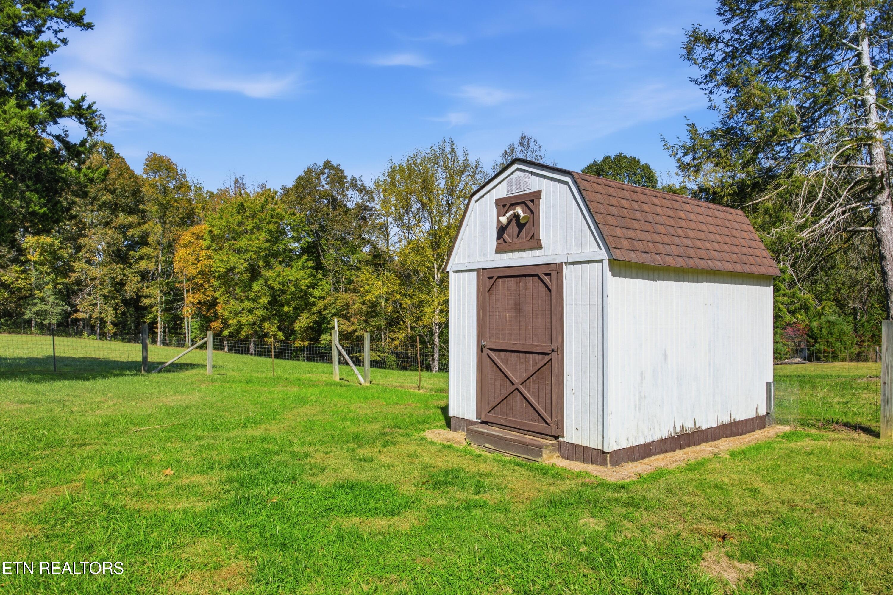 220 Austin Turner Rd