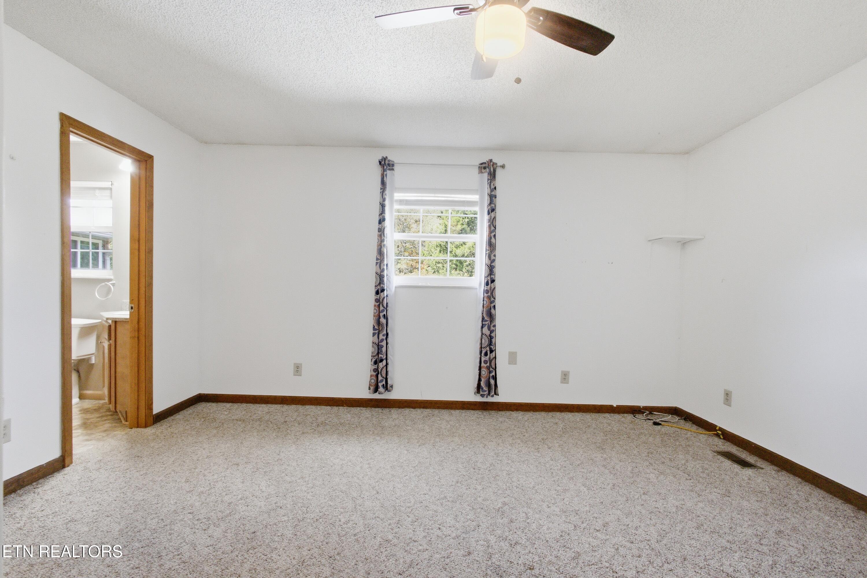 220 Austin Turner Rd