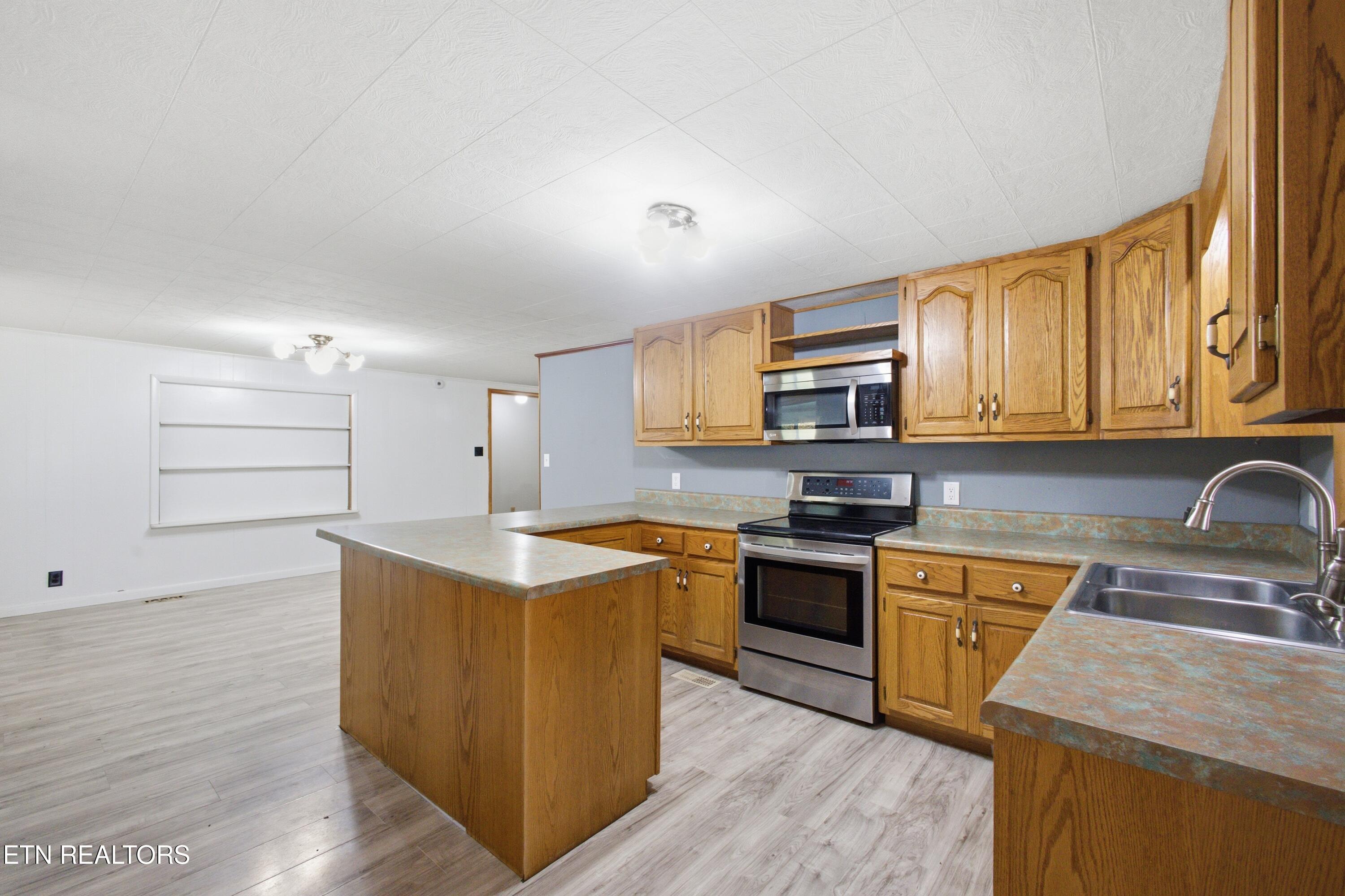 220 Austin Turner Rd