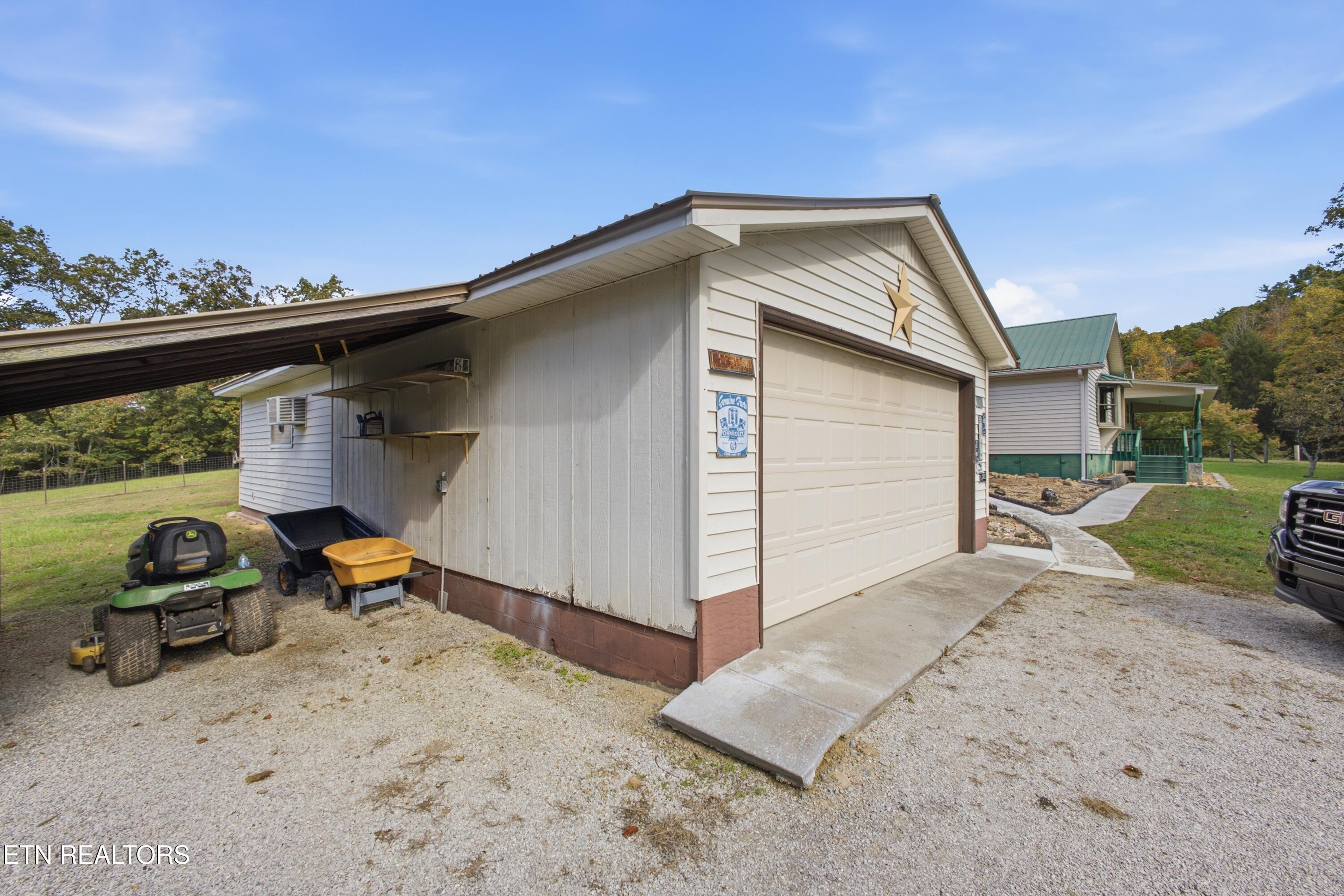 220 Austin Turner Rd